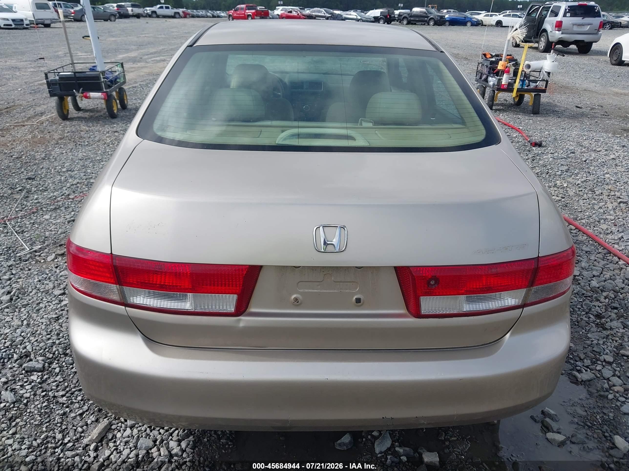 2003 Honda Accord Sdn Lx Gold vin: 1HGCM56343A019358