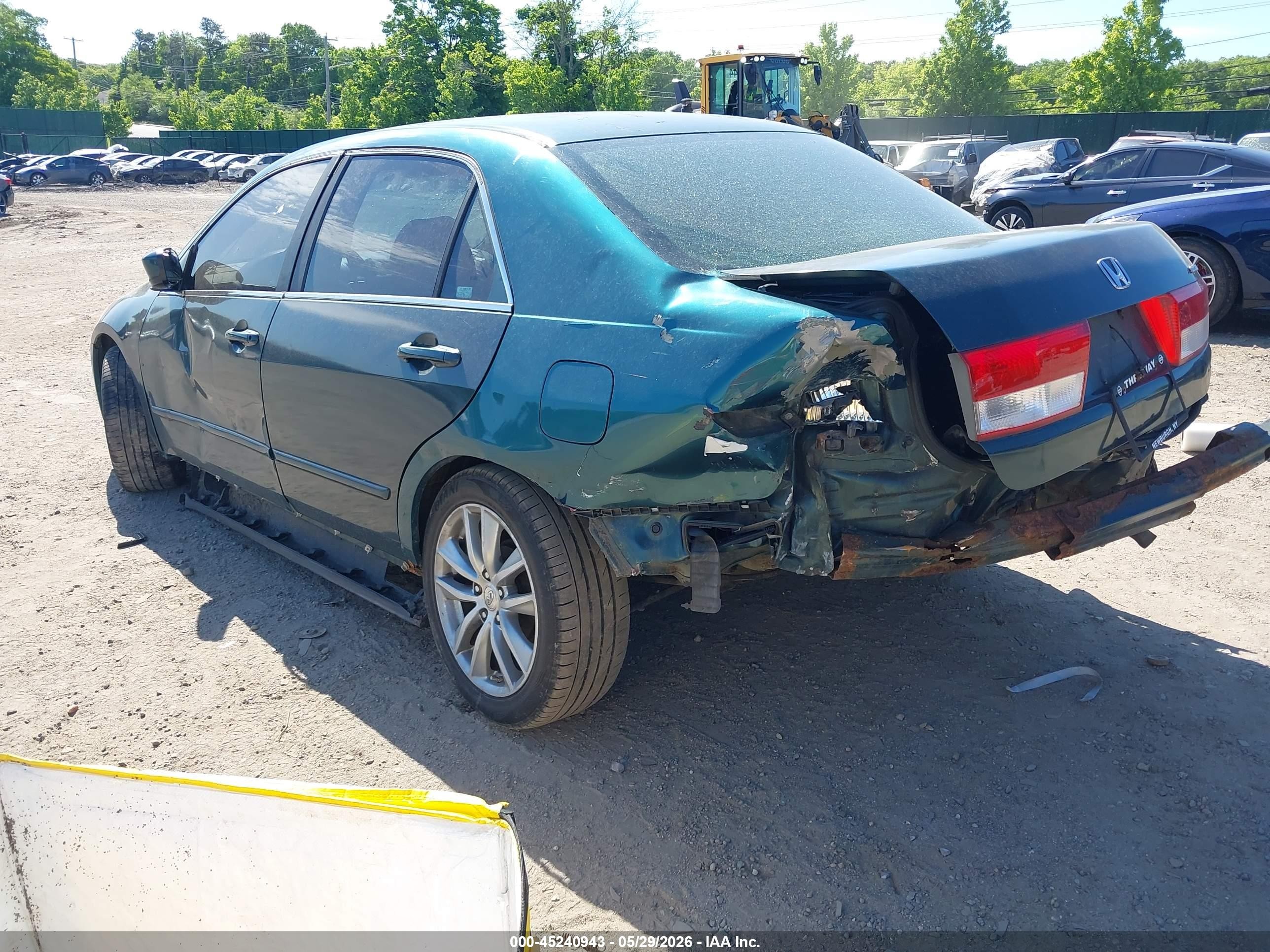 2003 Honda Accord 2.4 Lx Зеленый vin: 1HGCM56343A020073