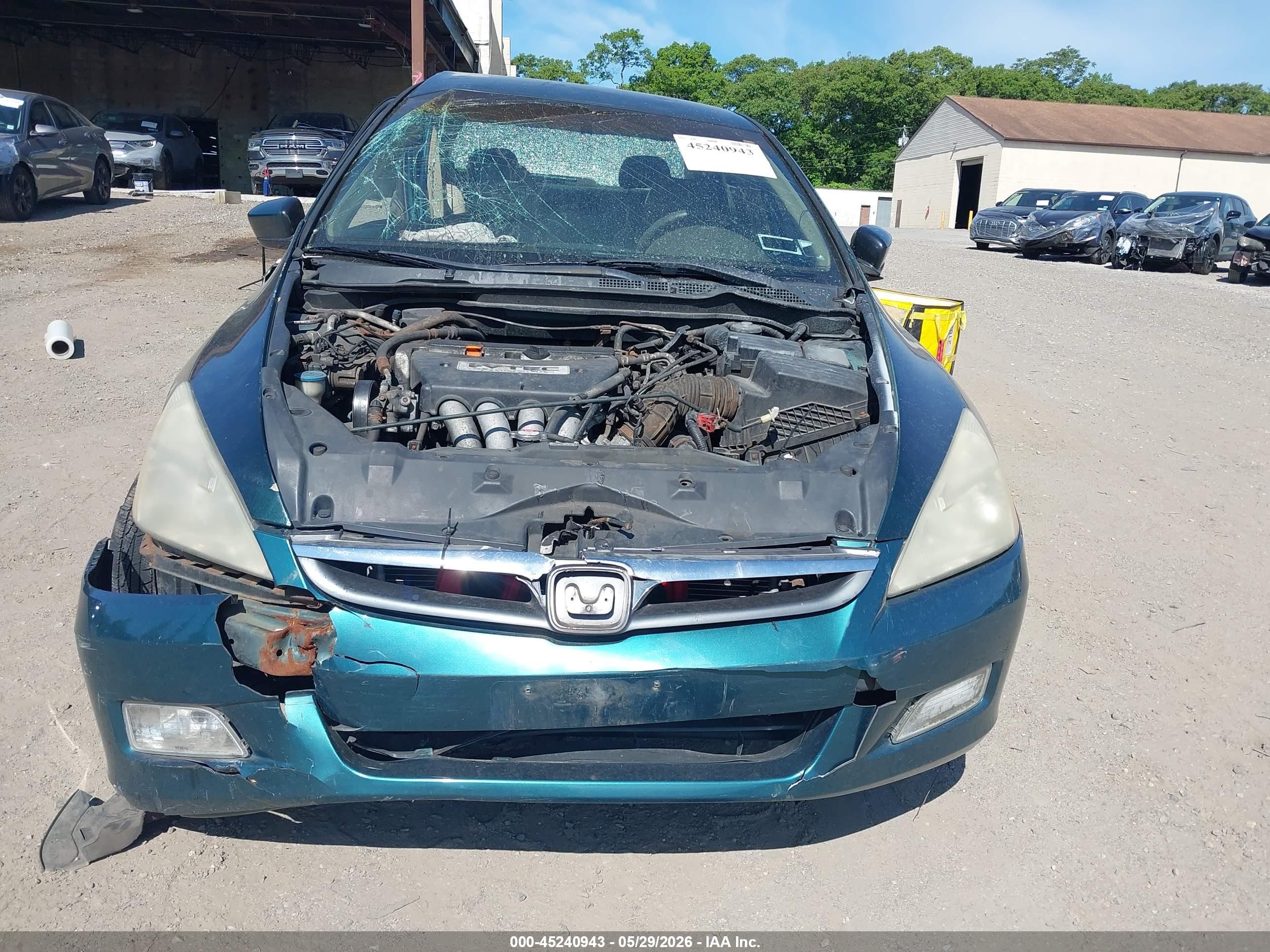 2003 Honda Accord 2.4 Lx Зеленый vin: 1HGCM56343A020073