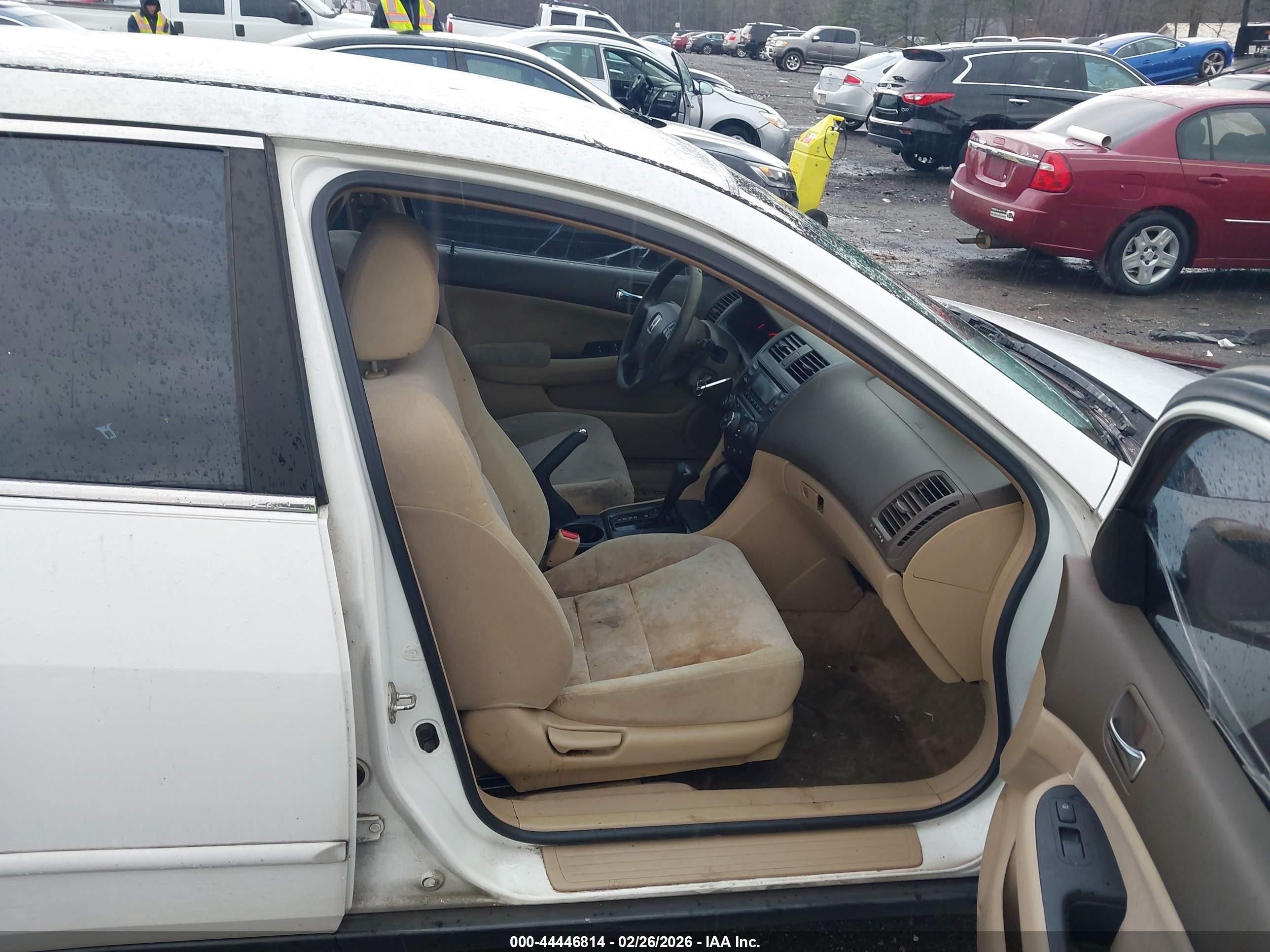 2003 Honda Accord 2.4 Lx White vin: 1HGCM56343A071055