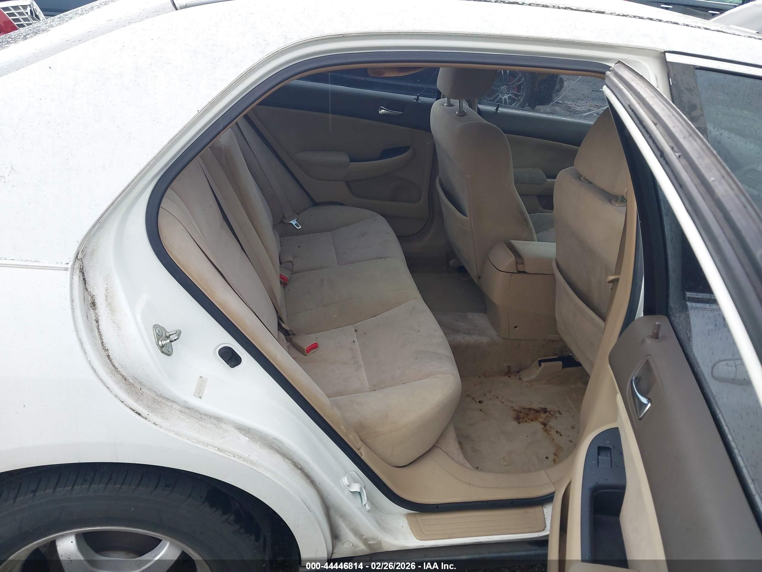 2003 Honda Accord 2.4 Lx White vin: 1HGCM56343A071055