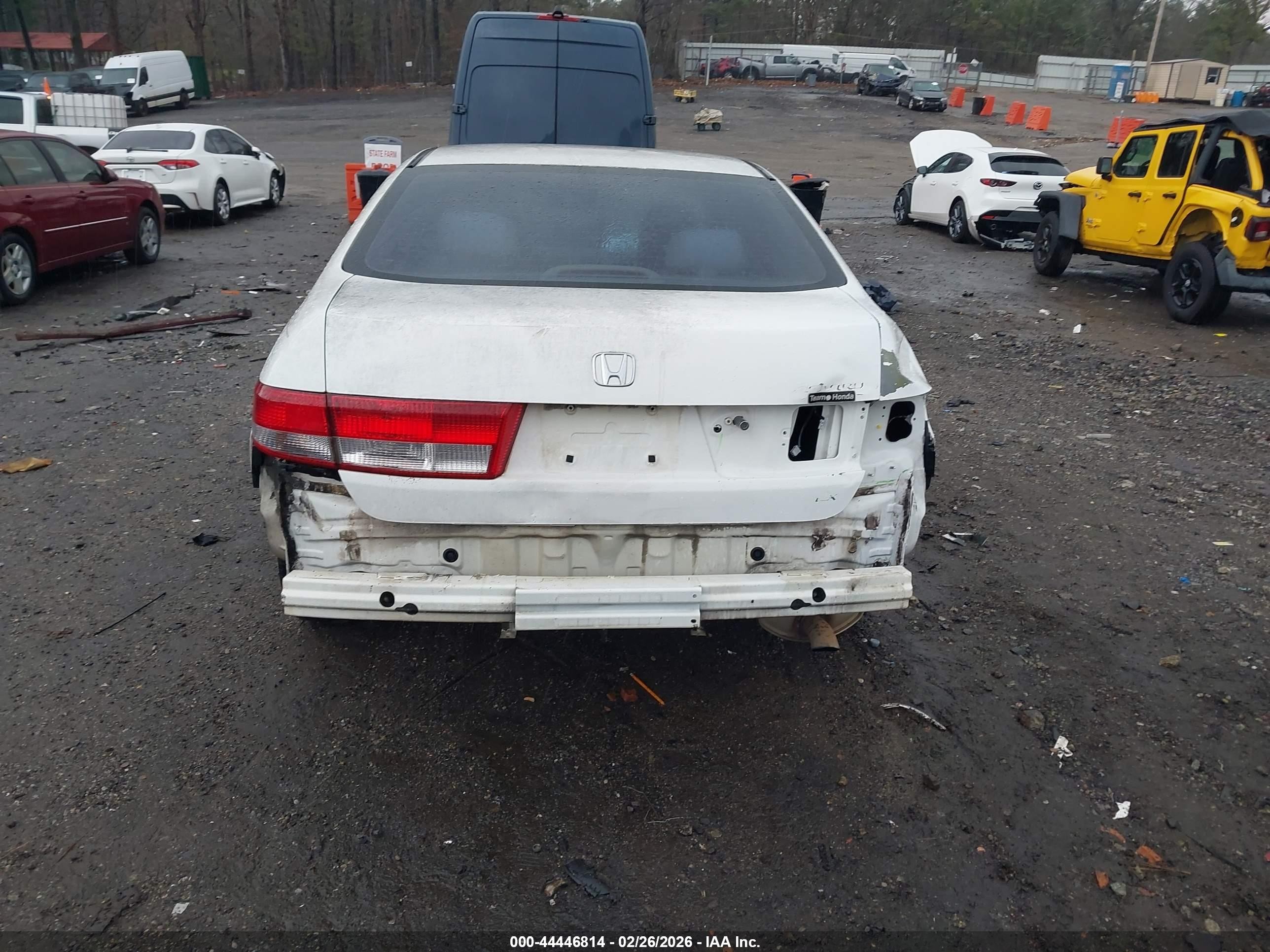 2003 Honda Accord 2.4 Lx White vin: 1HGCM56343A071055