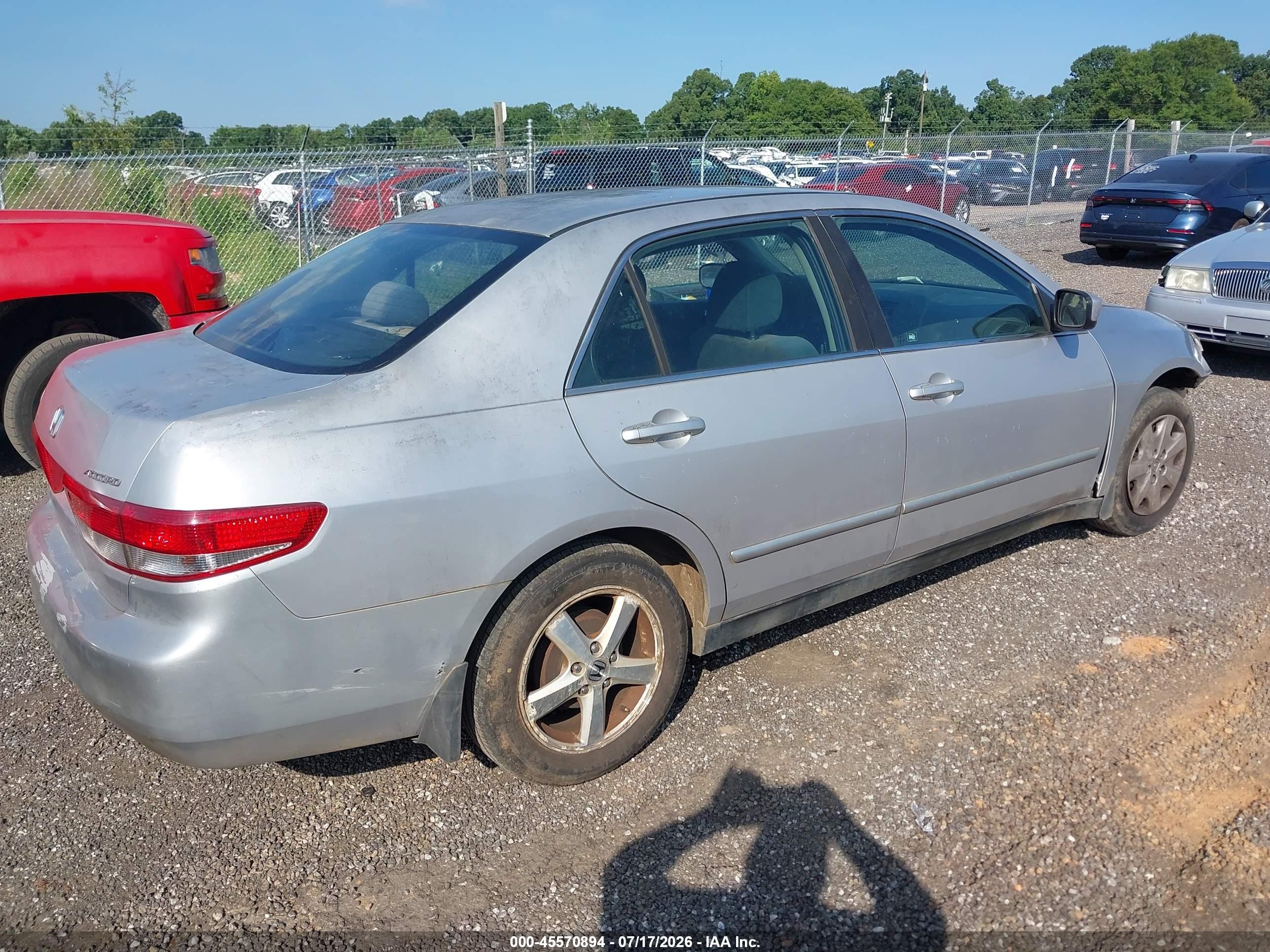 2003 Honda Accord Sdn Lx Silver vin: 1HGCM56343A090253