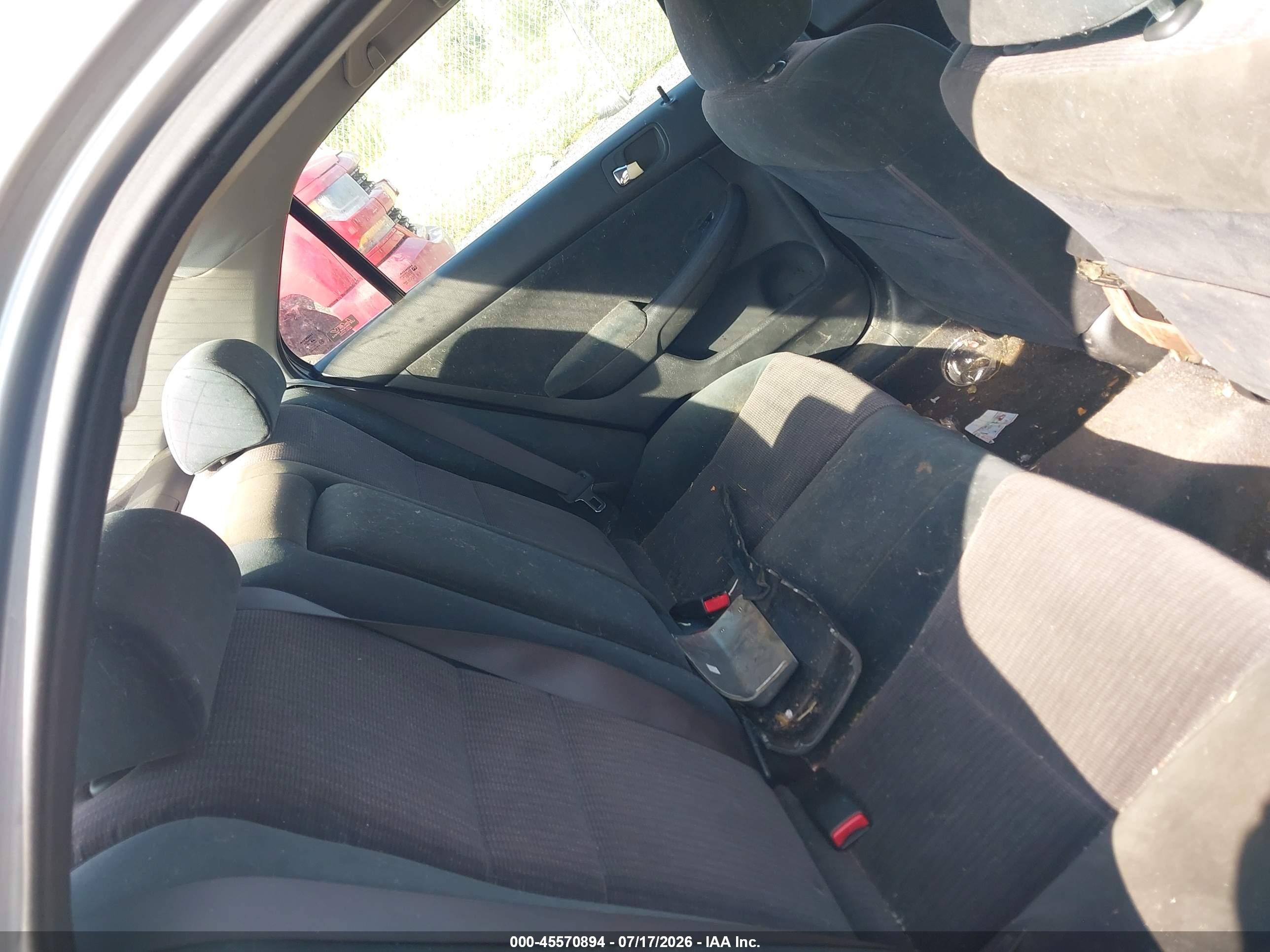2003 Honda Accord Sdn Lx Silver vin: 1HGCM56343A090253