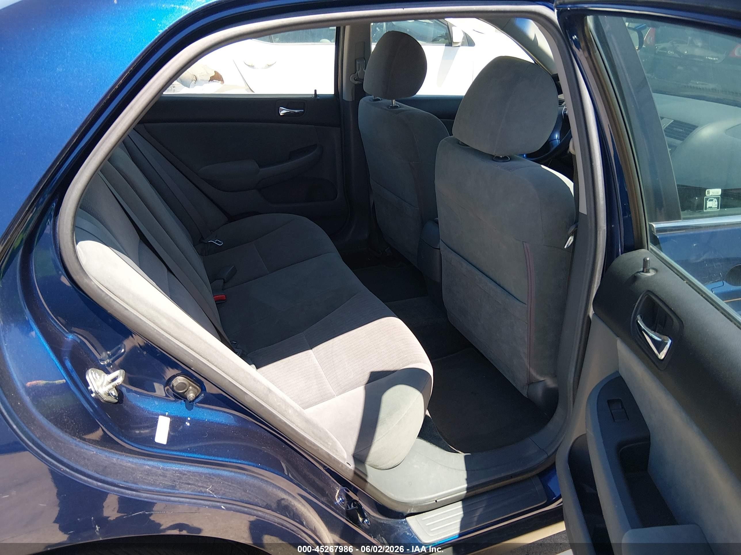 2003 Honda Accord 2.4 Lx Blue vin: 1HGCM56343A124899