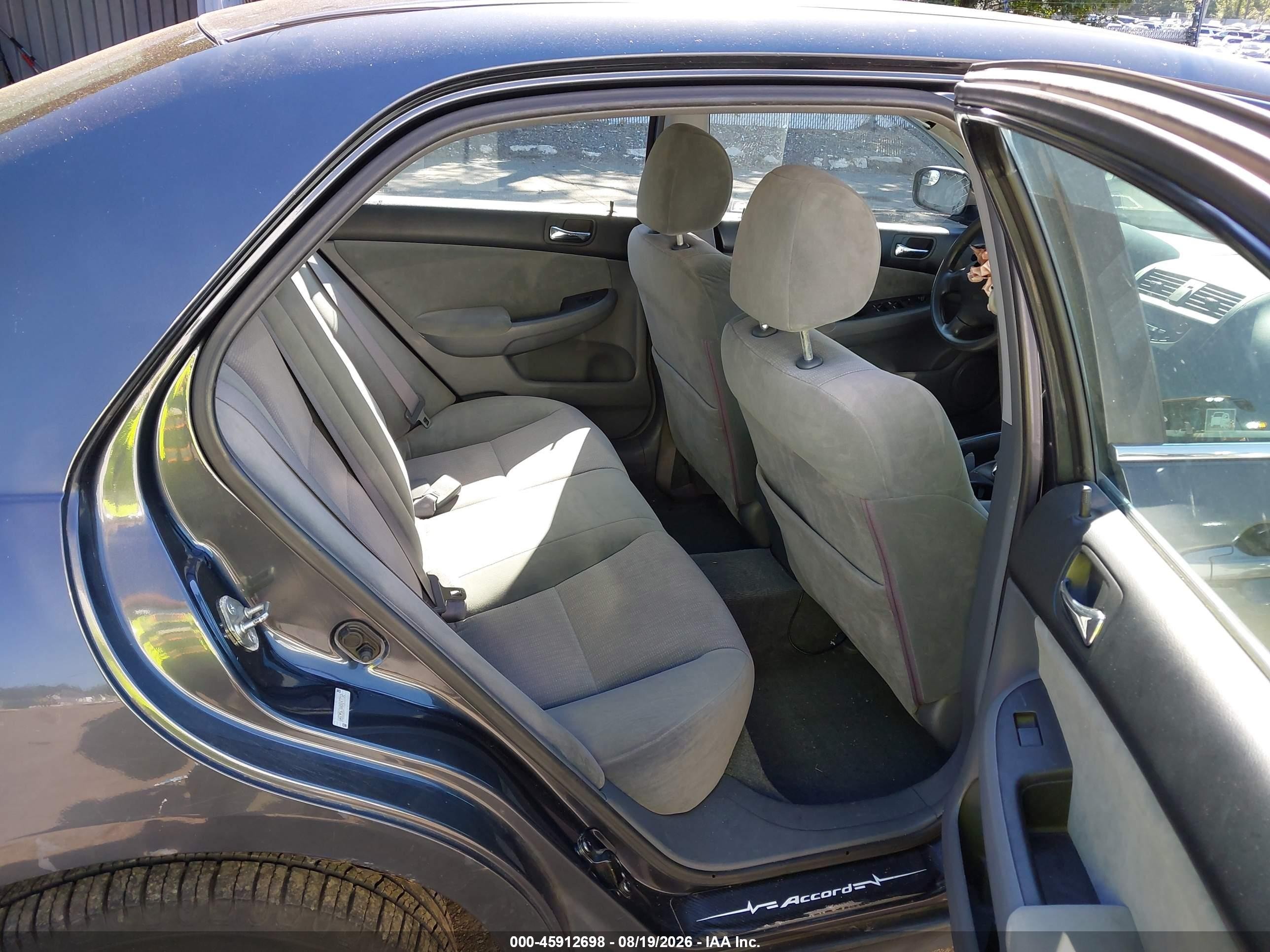 2004 Honda Accord 2.4 Lx Black vin: 1HGCM56344A147312