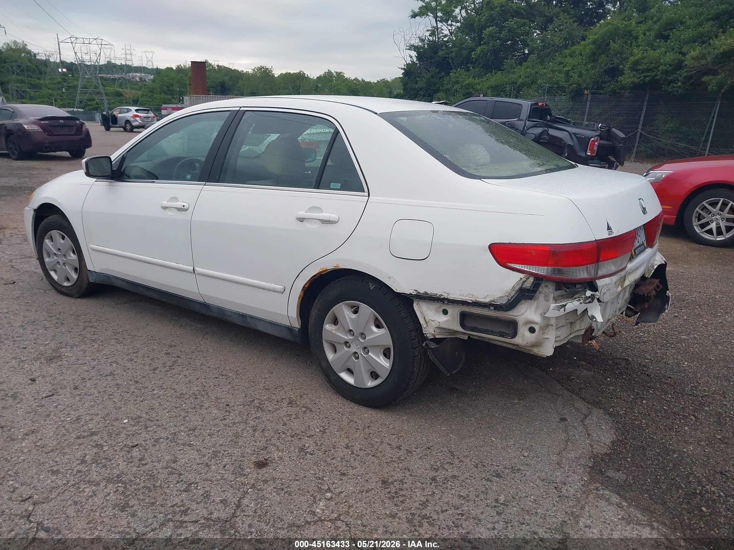 2004 Honda Accord 2.4 Lx White vin: 1HGCM56344A168063