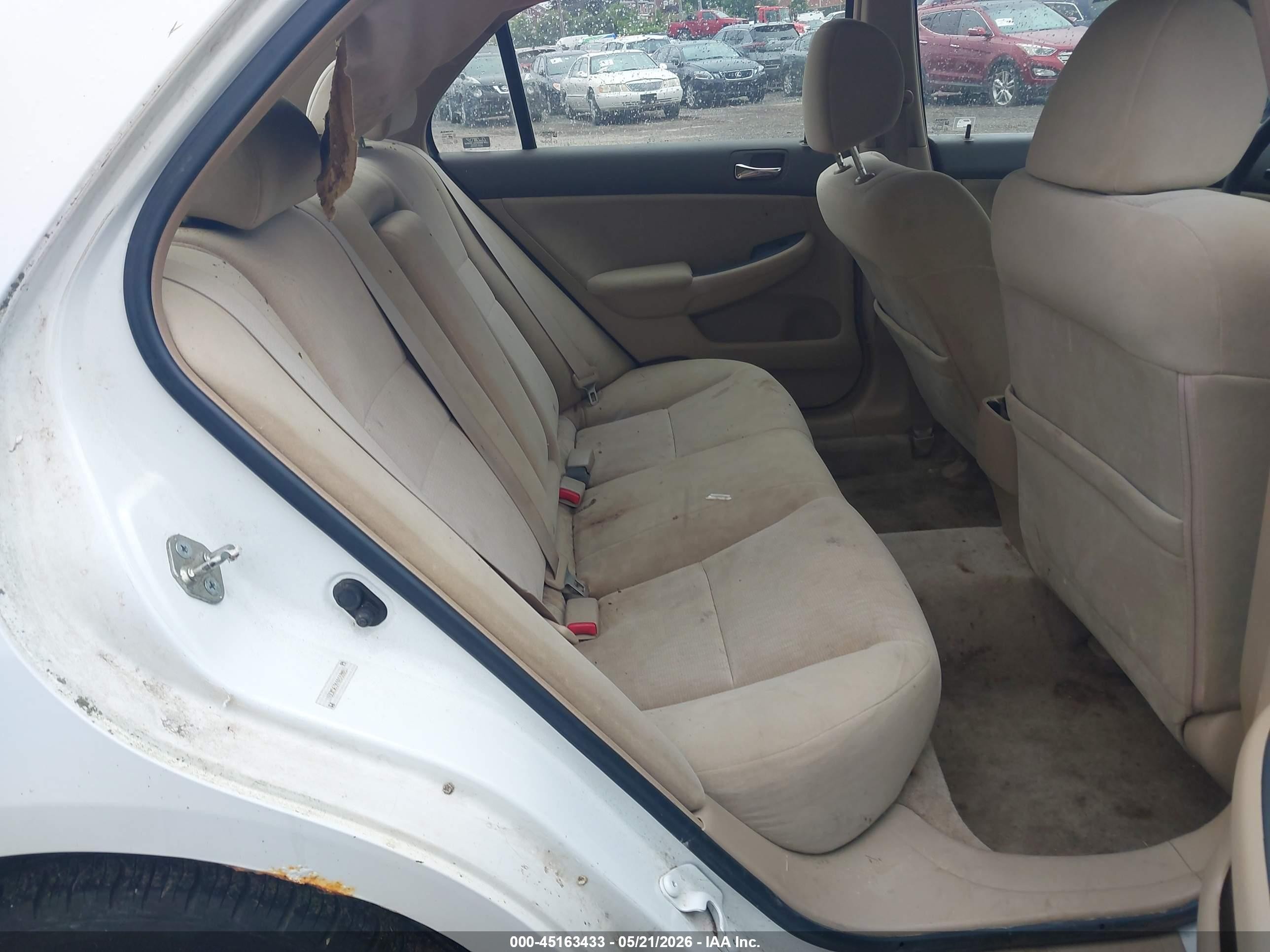 2004 Honda Accord 2.4 Lx White vin: 1HGCM56344A168063