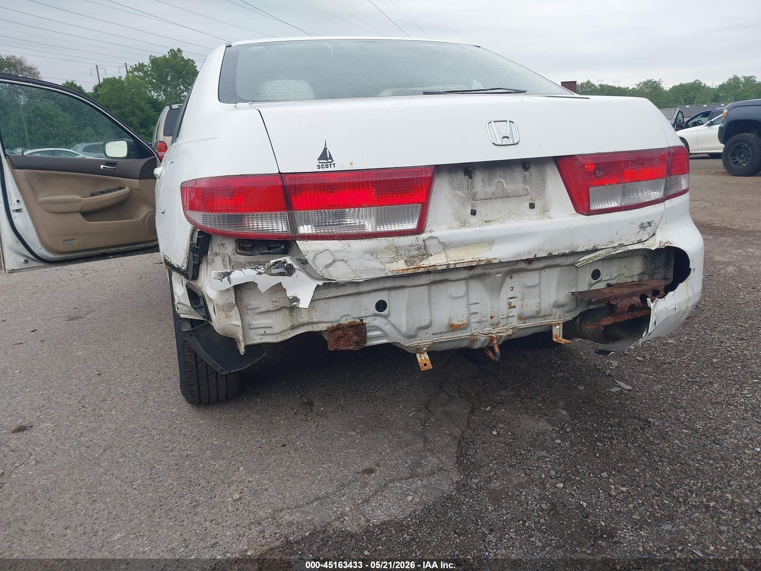 2004 Honda Accord 2.4 Lx White vin: 1HGCM56344A168063