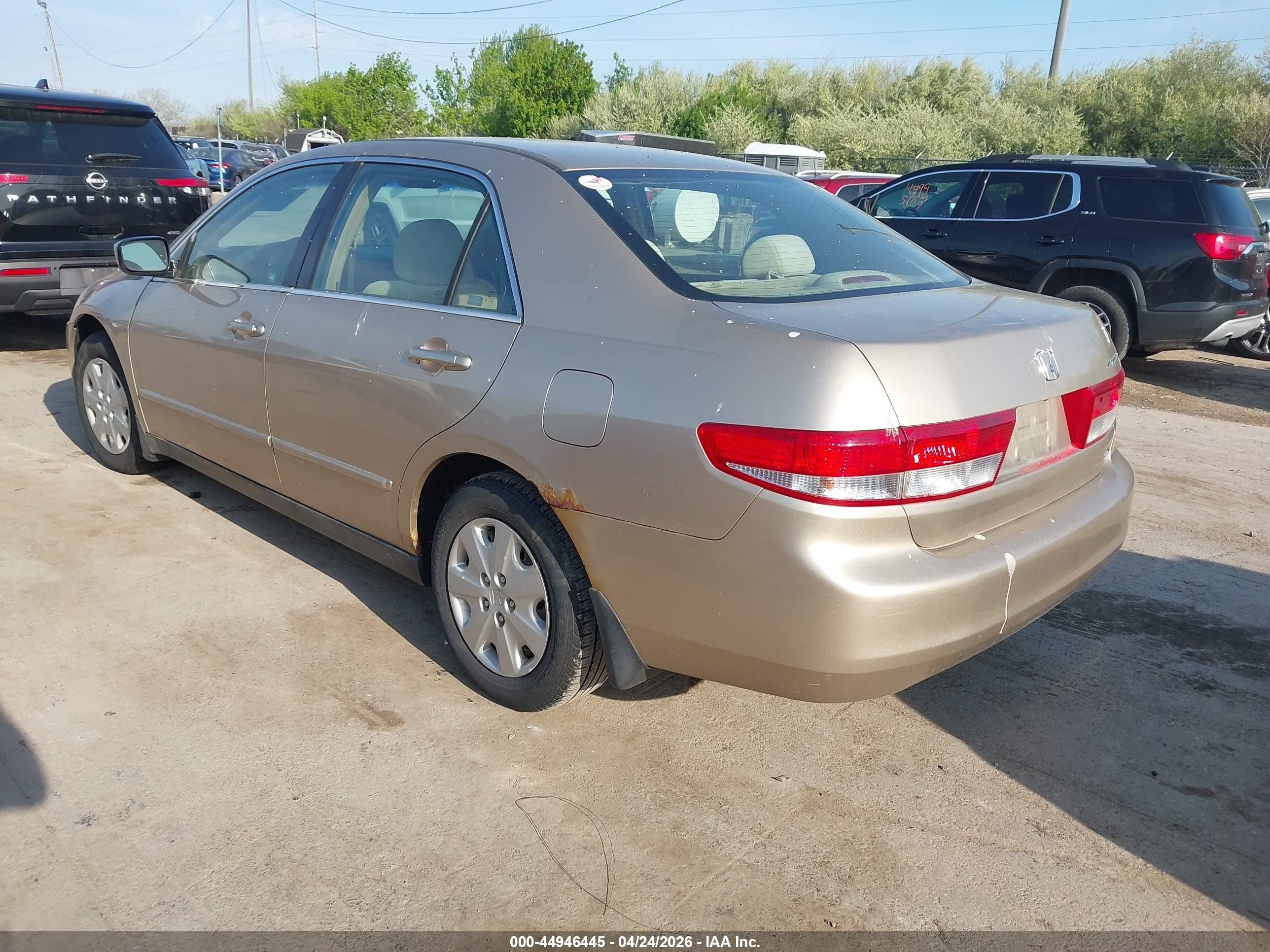 2004 Honda Accord 2.4 Lx Золотой vin: 1HGCM56344A177734