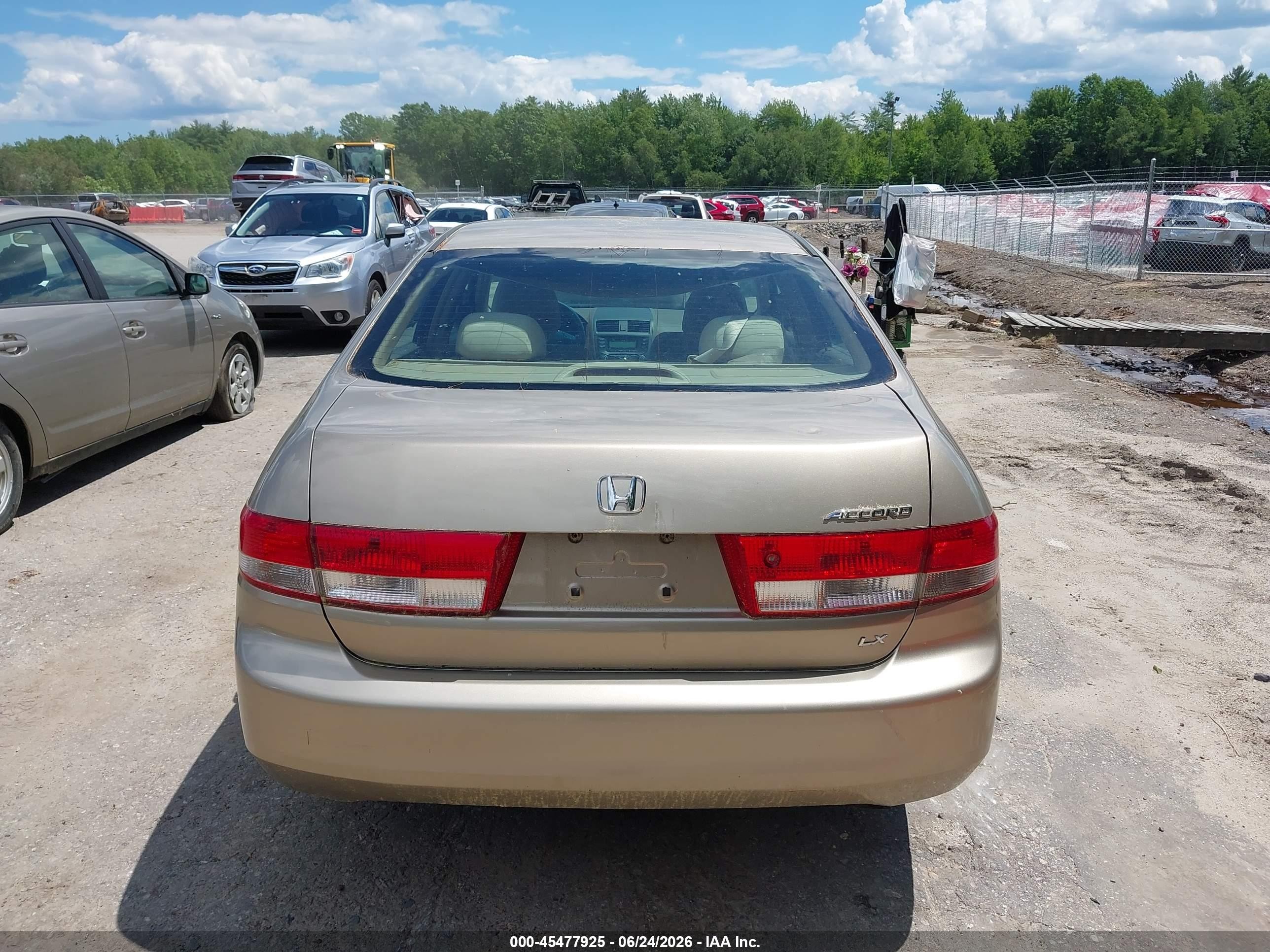2003 Honda Accord Sdn Lx Gold vin: 1HGCM56353A007980
