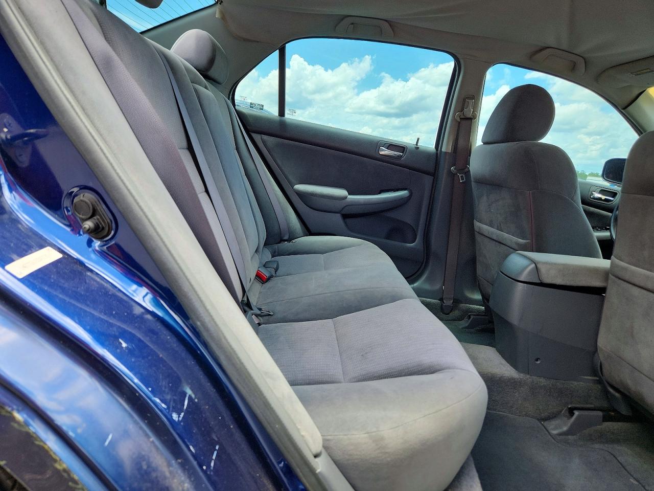 2003 Honda Accord Lx Blue vin: 1HGCM56353A028571