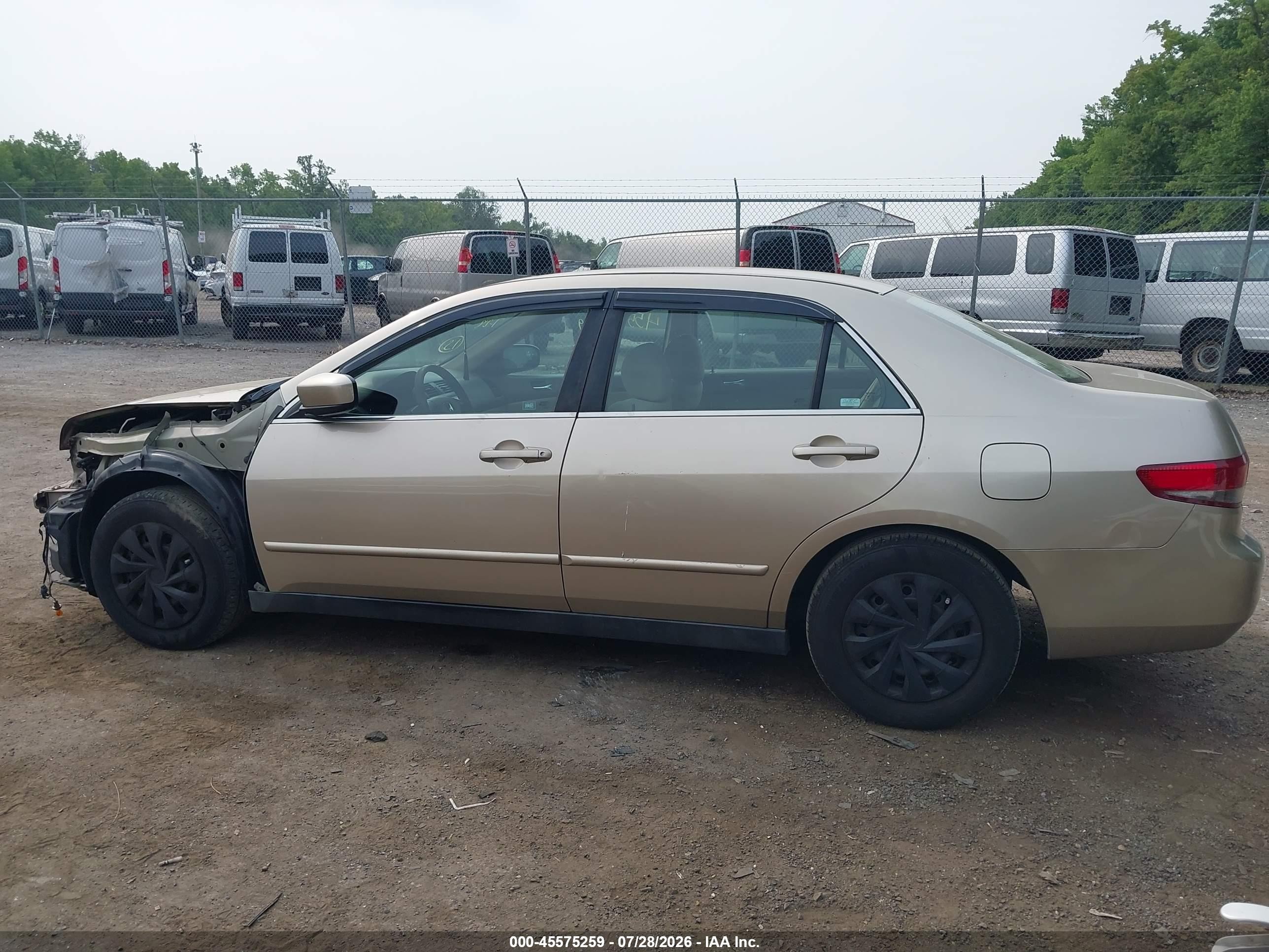 2003 Honda Accord Sdn Lx Золотой vin: 1HGCM56353A077284