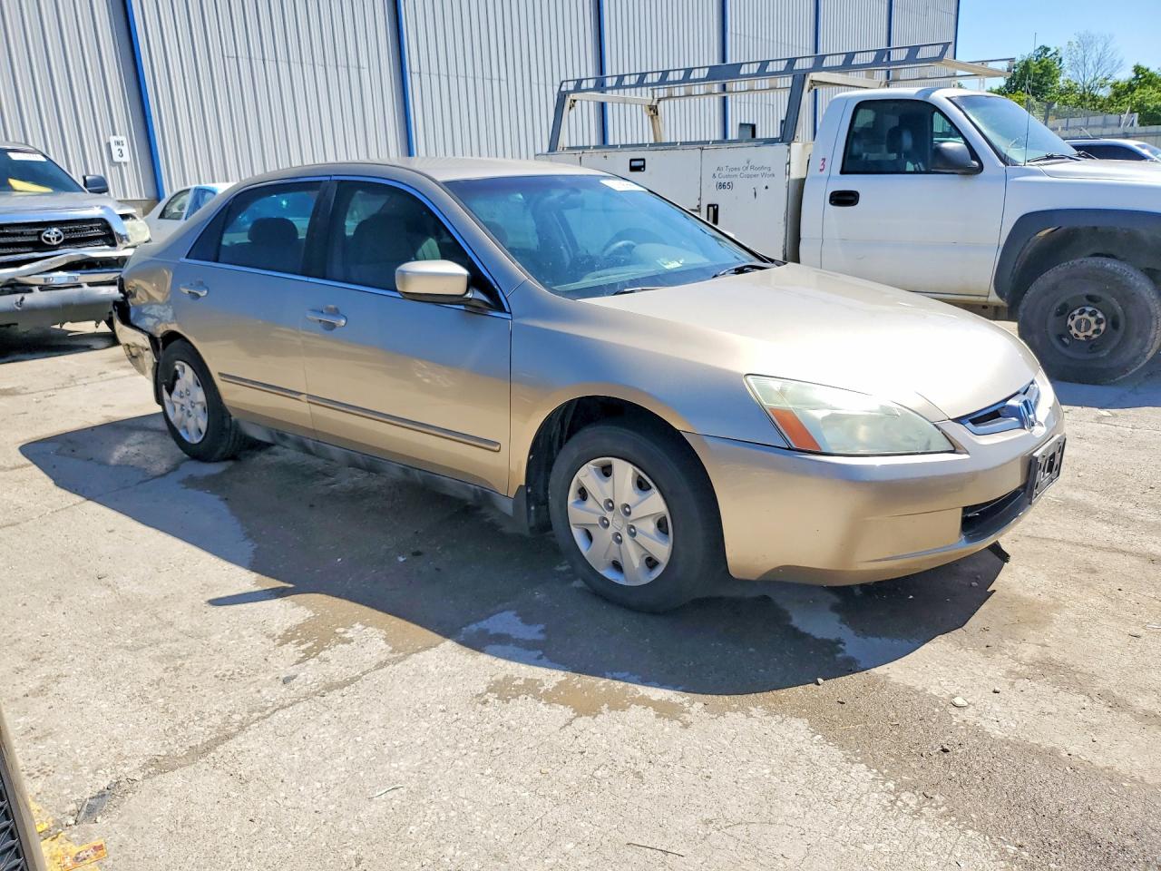 2004 Honda Accord Lx Gold vin: 1HGCM56354A009780