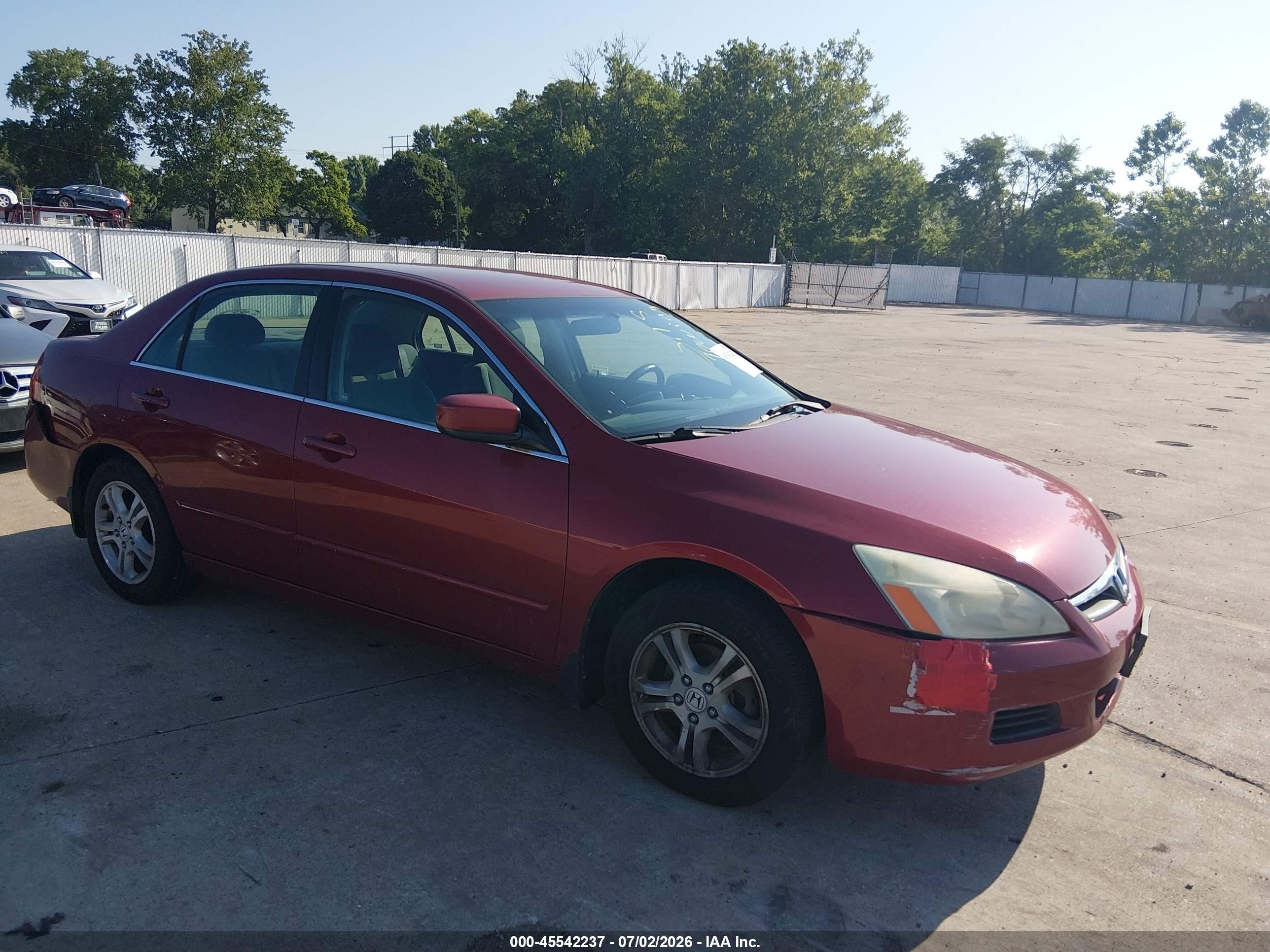 2007 Honda Accord 2.4 Se Красный vin: 1HGCM56357A008424