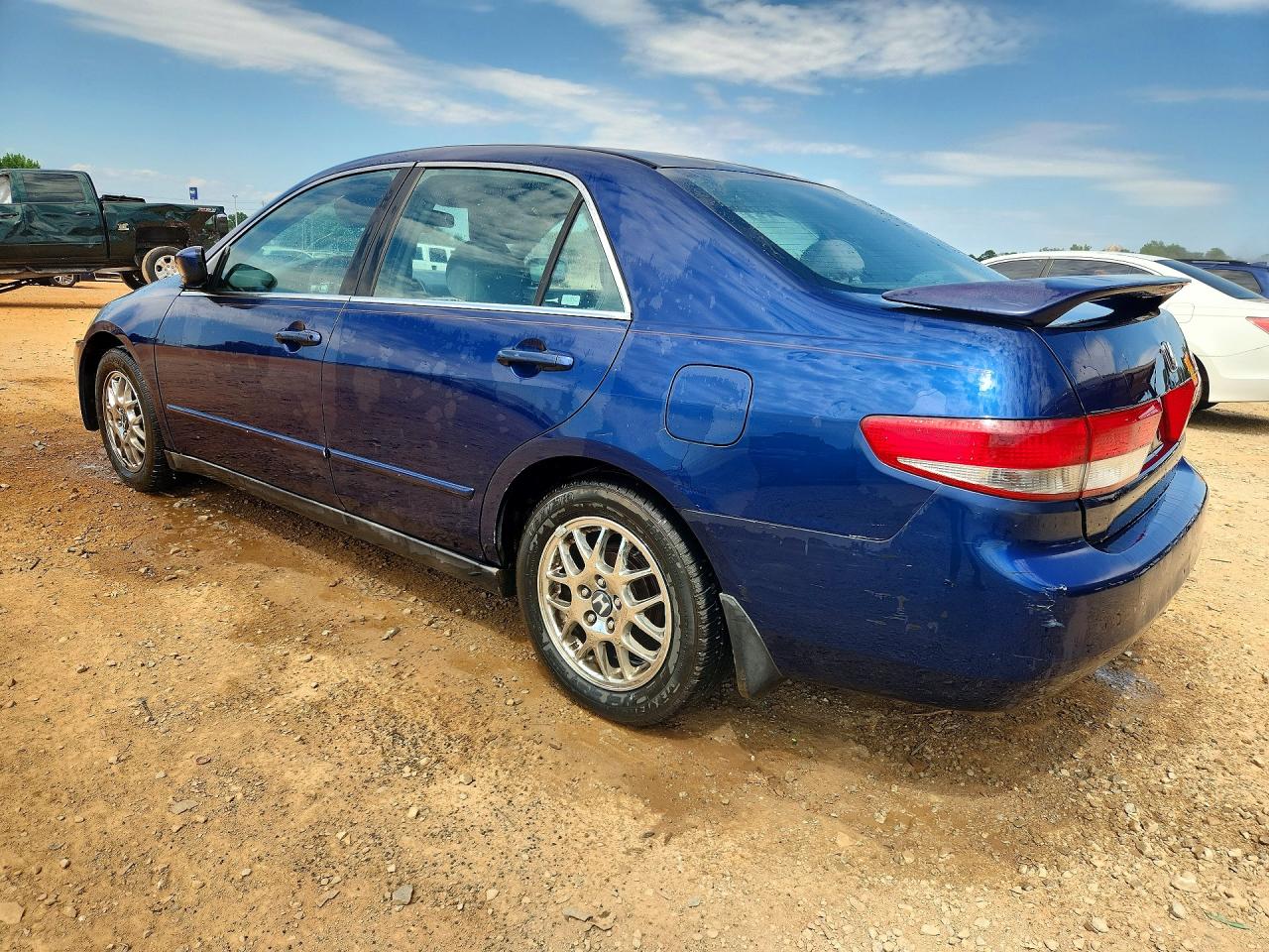 2003 Honda Accord Lx Blue vin: 1HGCM56363A076841