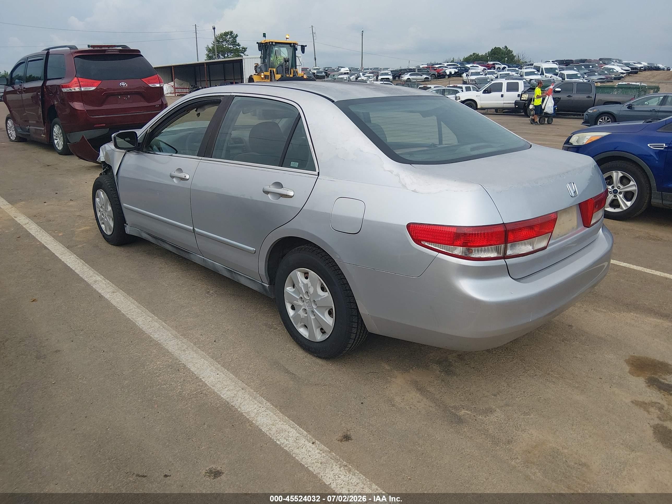 2004 Honda Accord 2.4 Lx Серебряный vin: 1HGCM56364A057952