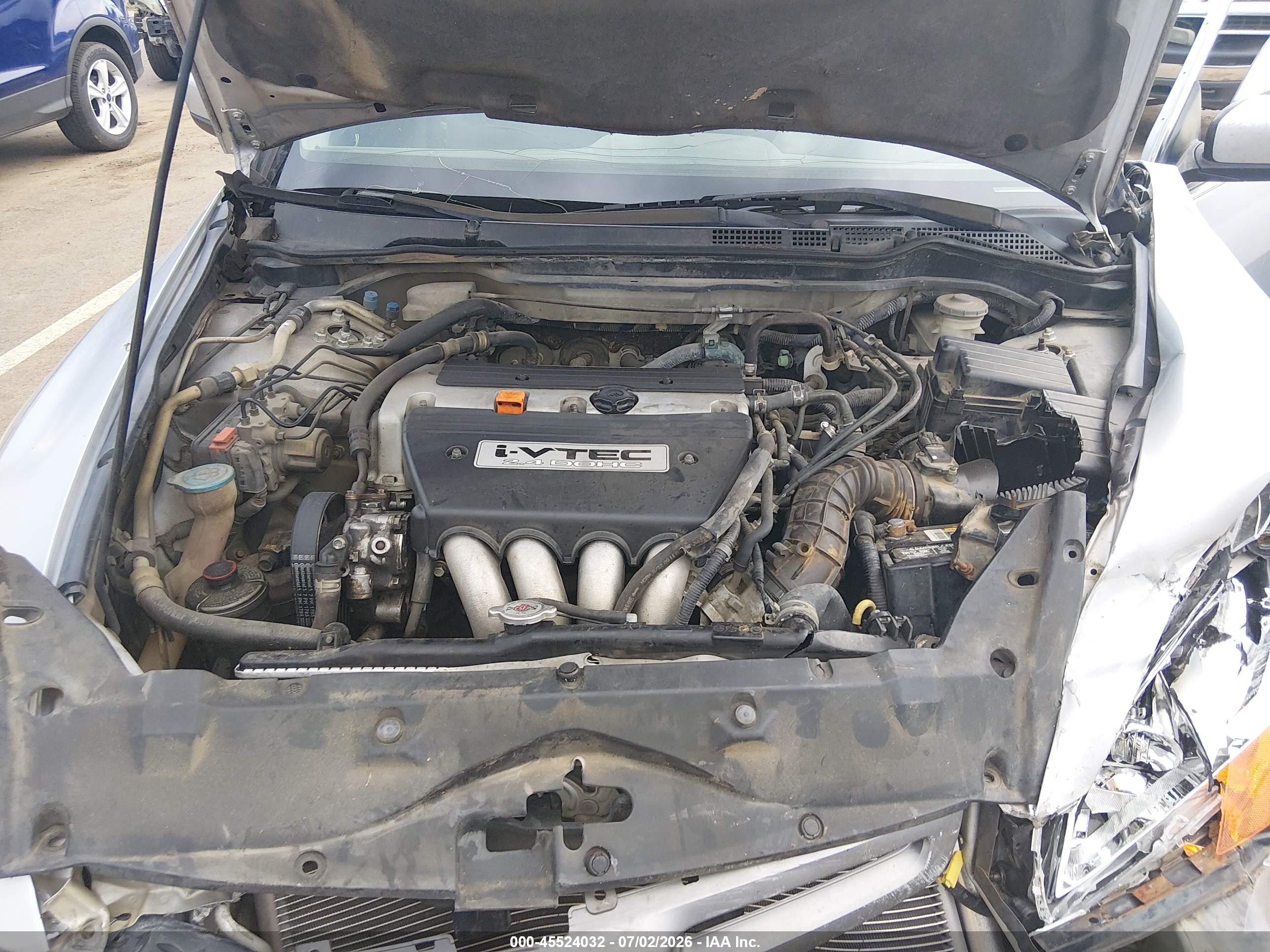 2004 Honda Accord 2.4 Lx Серебряный vin: 1HGCM56364A057952