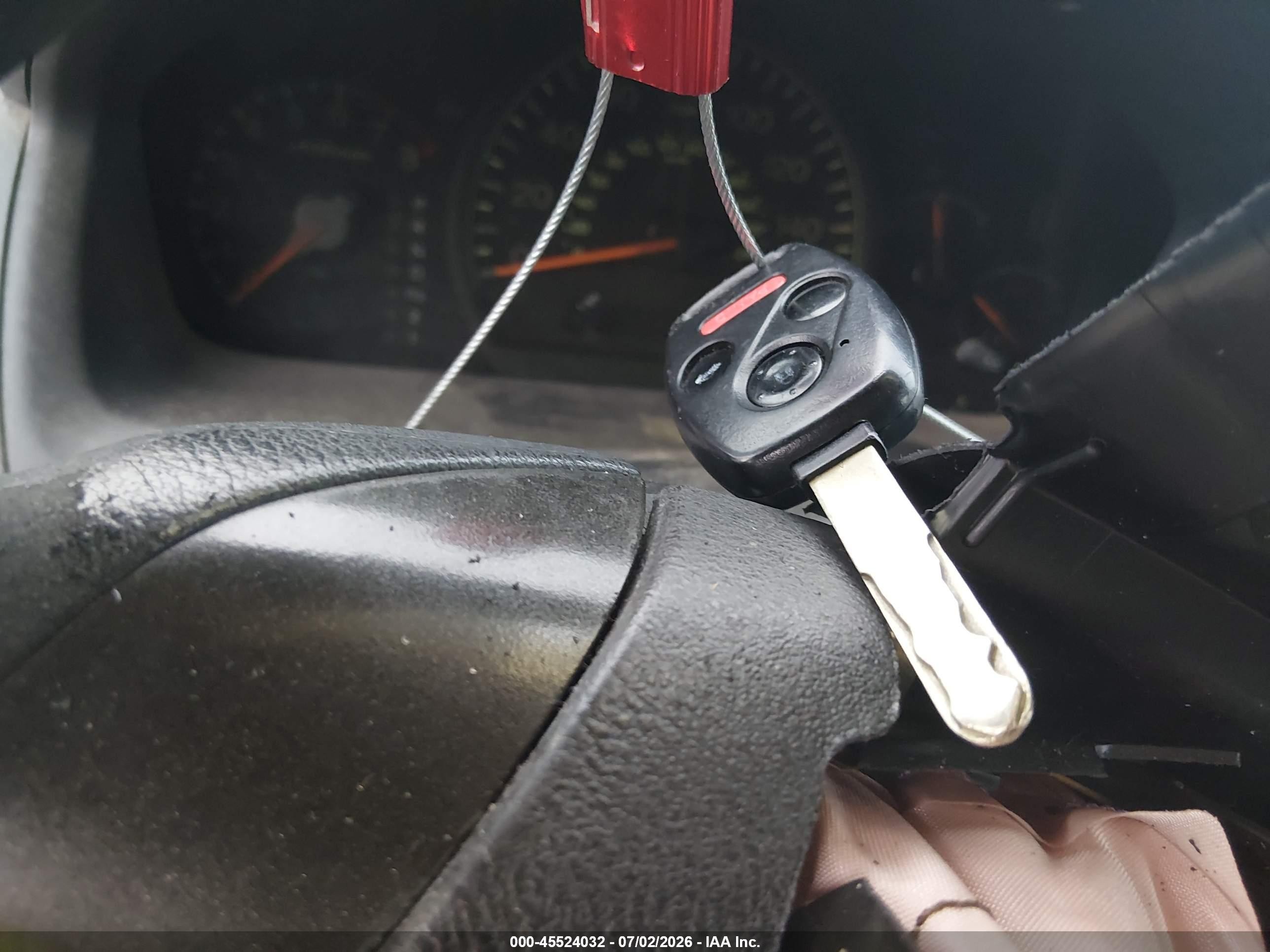 2004 Honda Accord 2.4 Lx Серебряный vin: 1HGCM56364A057952