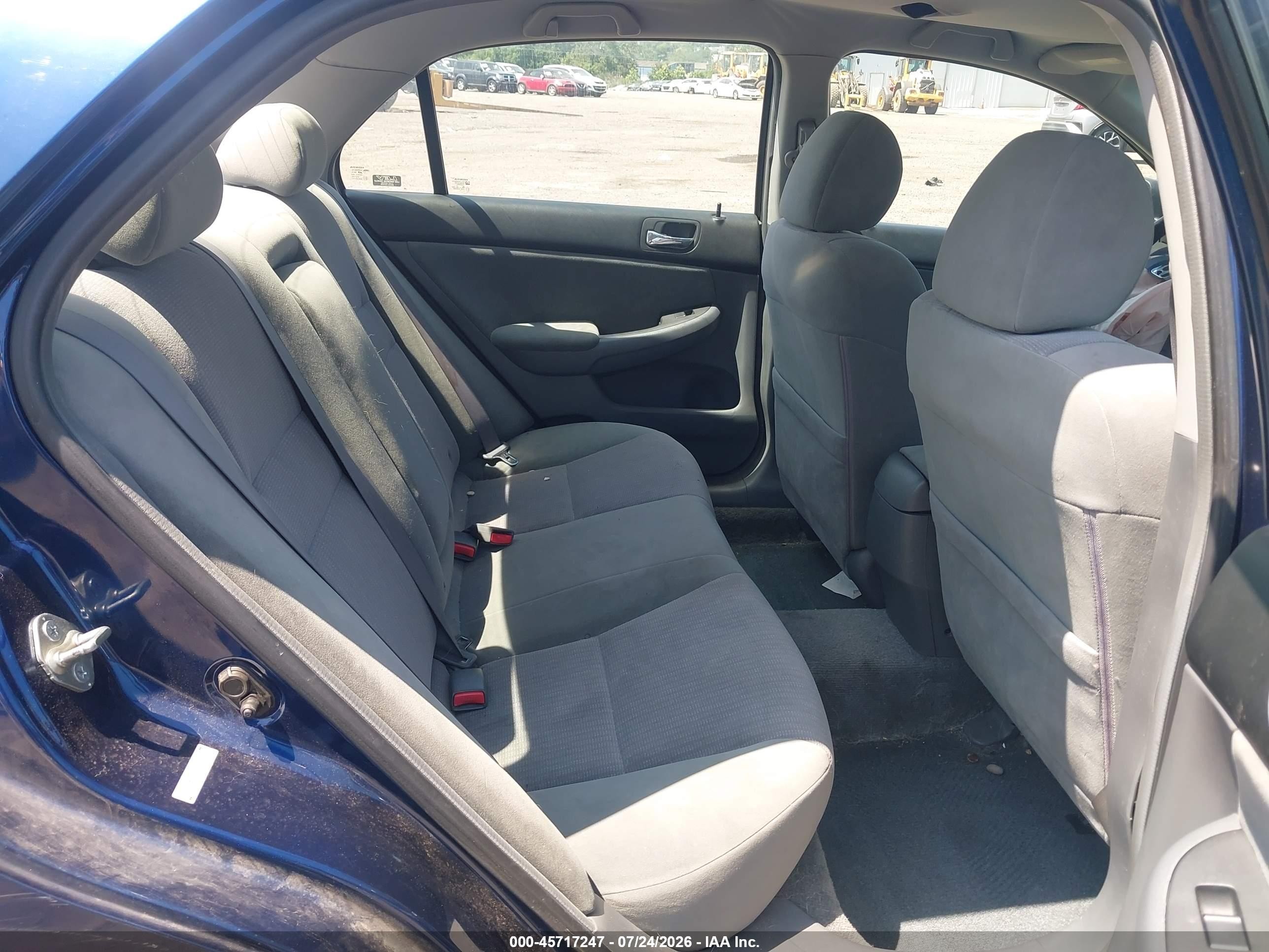 2004 Honda Accord 2.4 Lx Blue vin: 1HGCM56364A109192