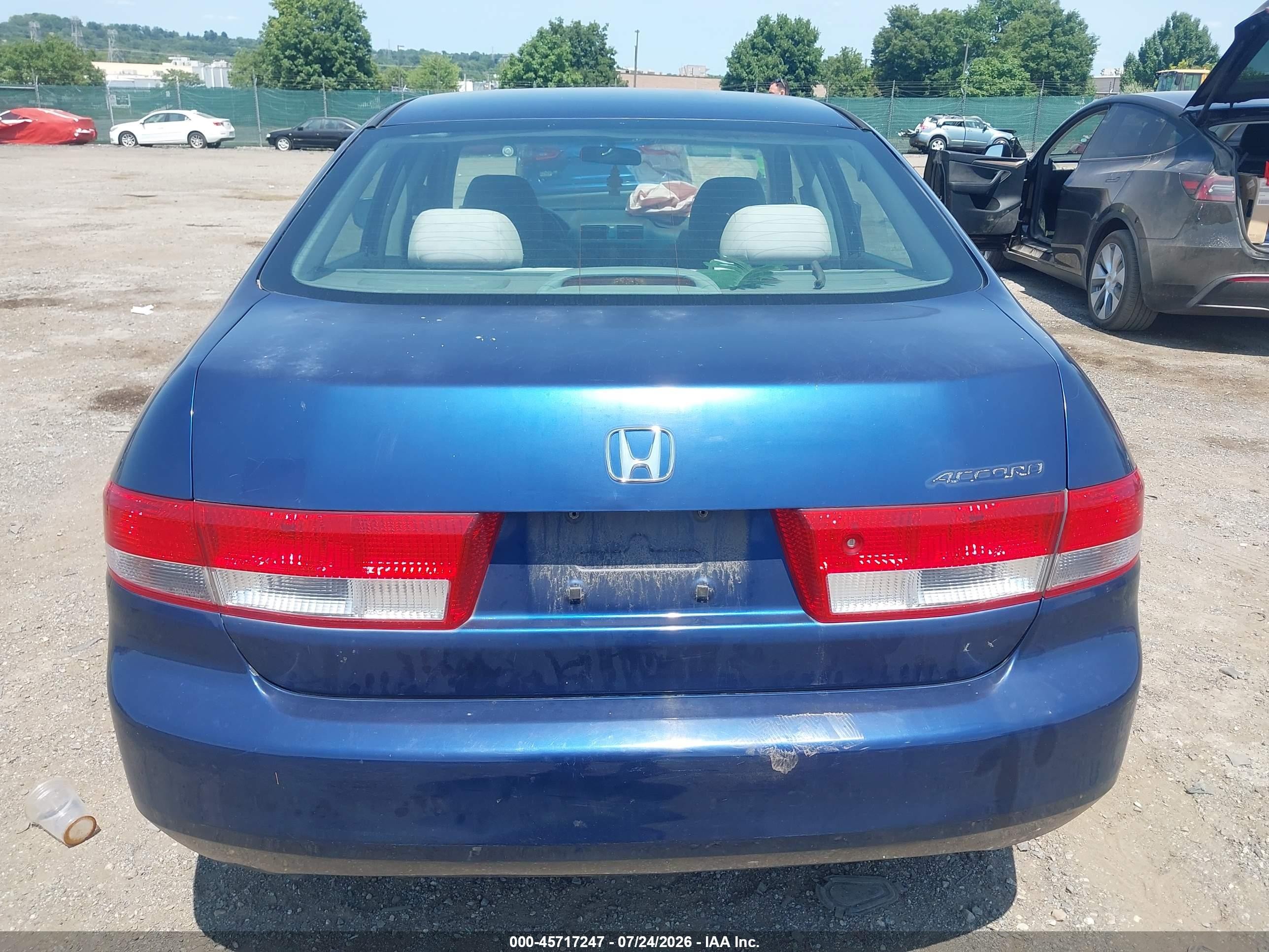 2004 Honda Accord 2.4 Lx Blue vin: 1HGCM56364A109192