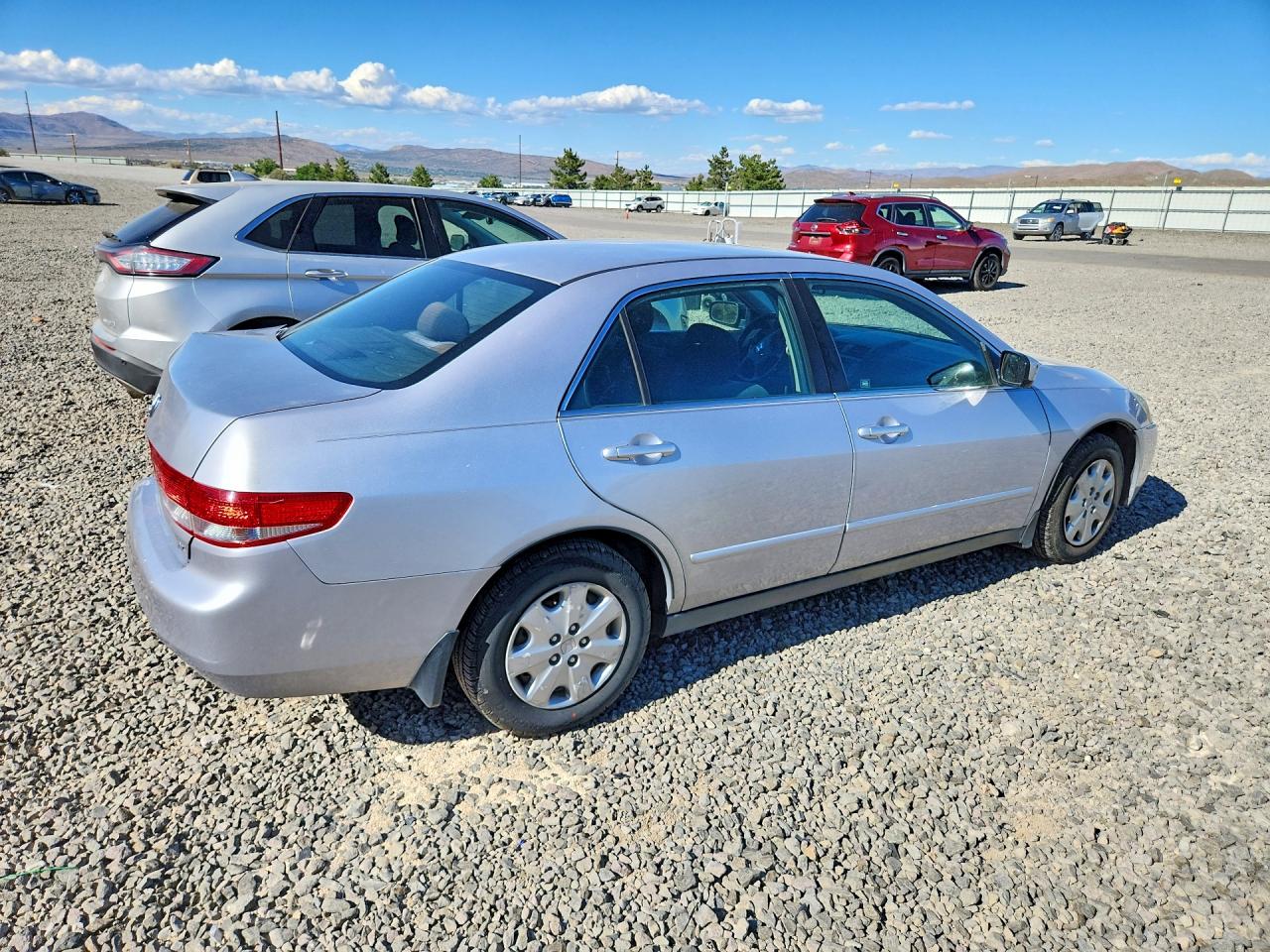 2004 Honda Accord Lx Серебряный vin: 1HGCM56364A173958