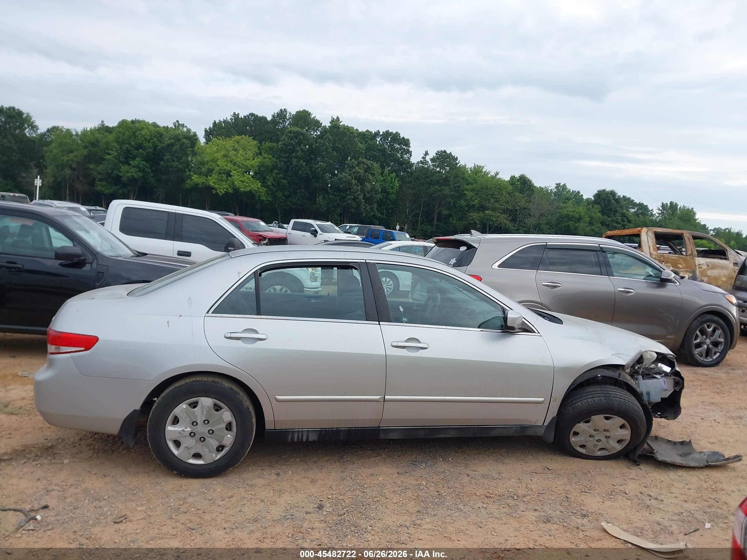 2003 Honda Accord Sdn Lx Silver vin: 1HGCM56373A025641
