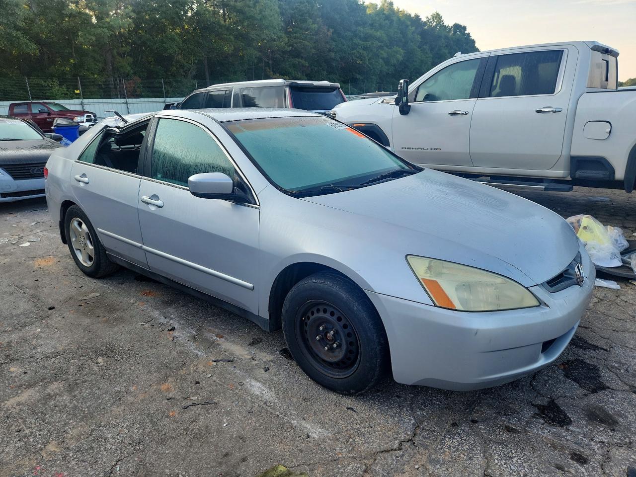 2003 Honda Accord Lx Silver vin: 1HGCM56373A143950