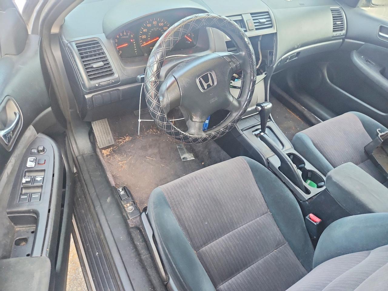 2003 Honda Accord Lx Silver vin: 1HGCM56373A143950