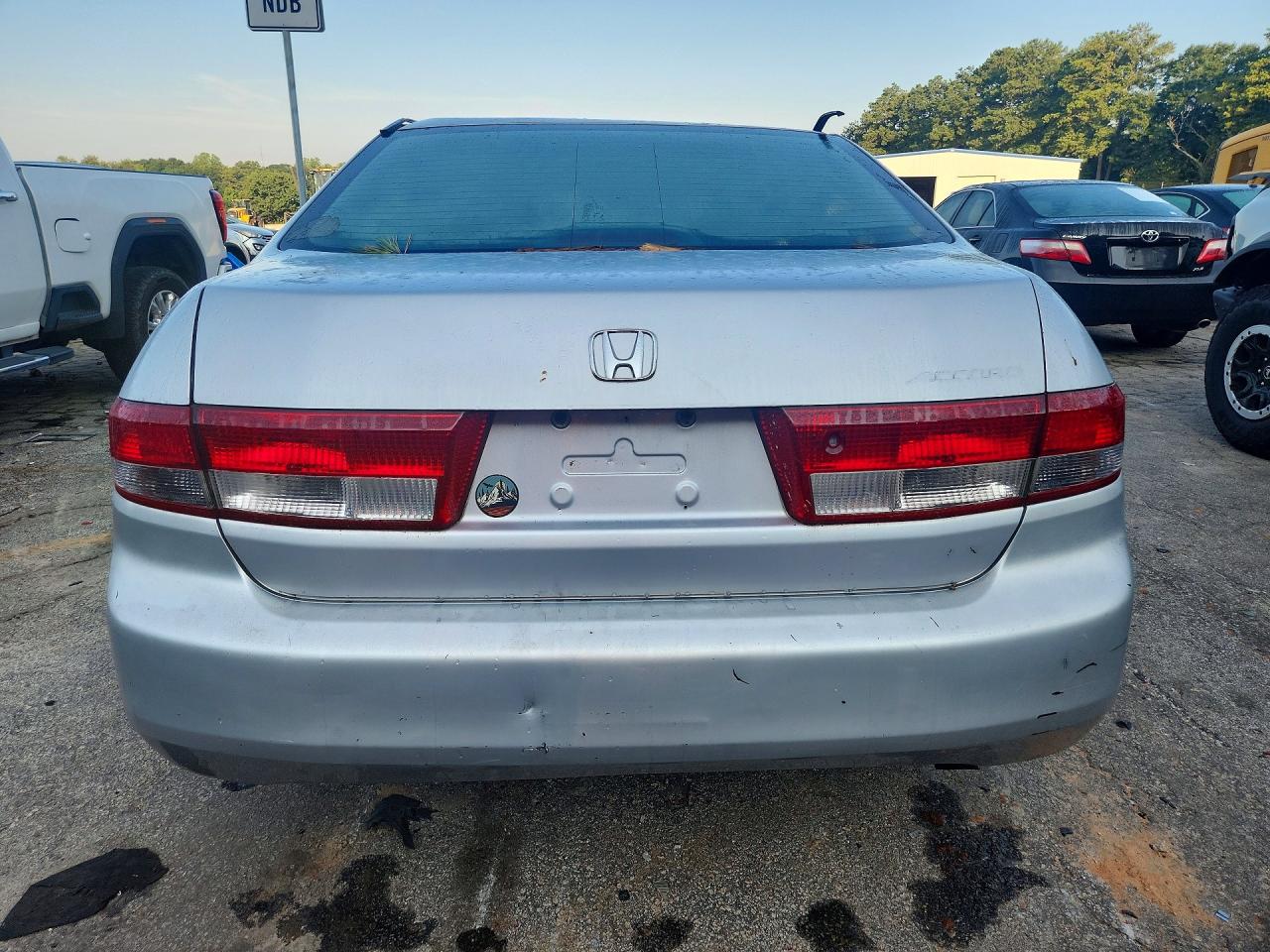 2003 Honda Accord Lx Silver vin: 1HGCM56373A143950