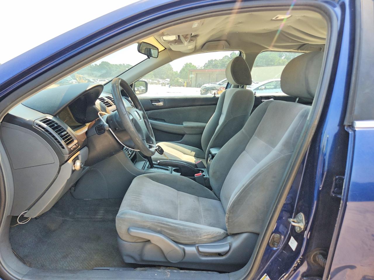 2004 Honda Accord Lx Blue vin: 1HGCM56374A059595