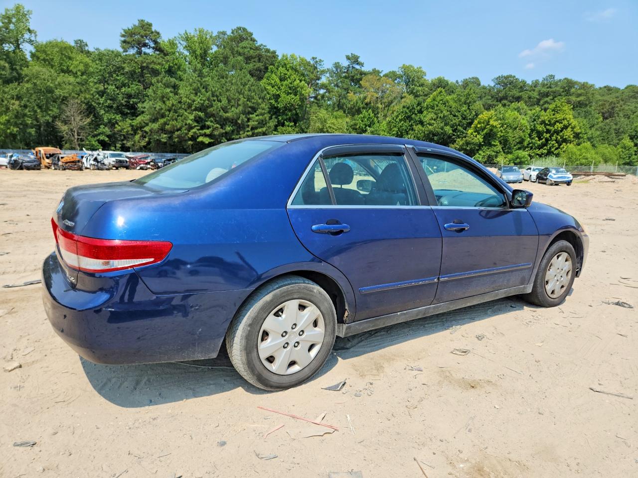 2004 Honda Accord Lx Blue vin: 1HGCM56374A059595