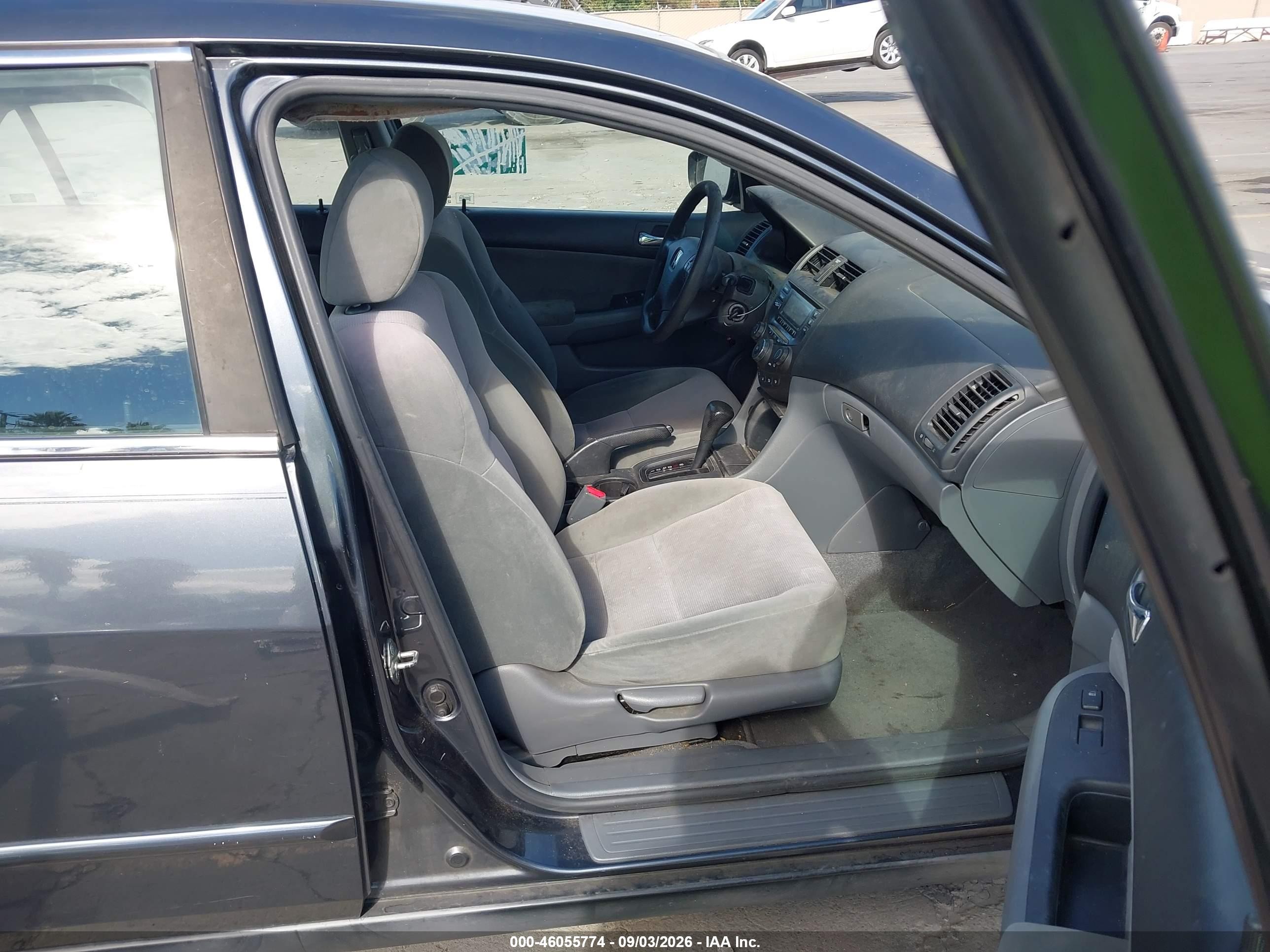 2004 Honda Accord 2.4 Lx Gray vin: 1HGCM56374A122193