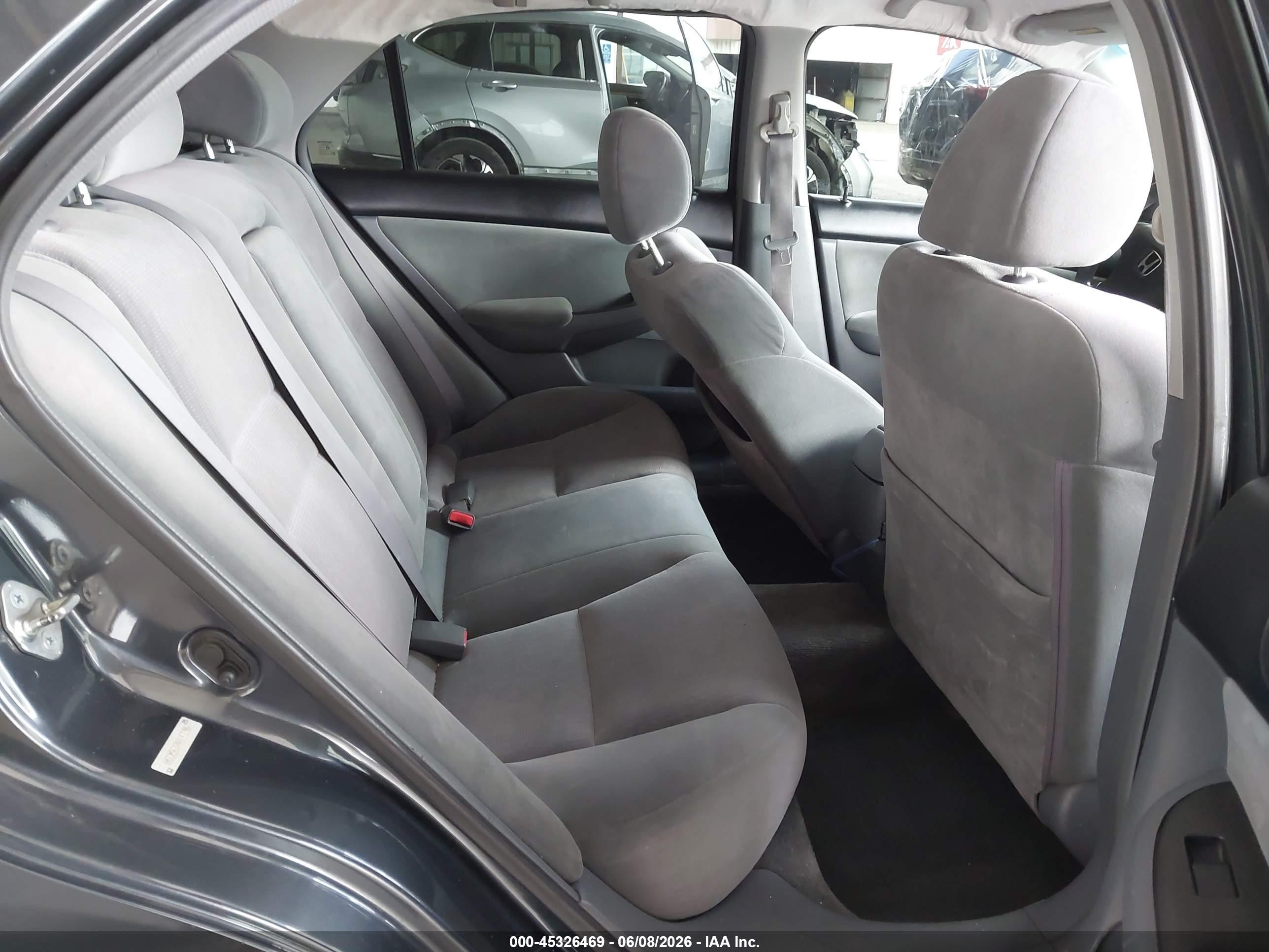 2004 Honda Accord 2.4 Lx Серый vin: 1HGCM56374A147286