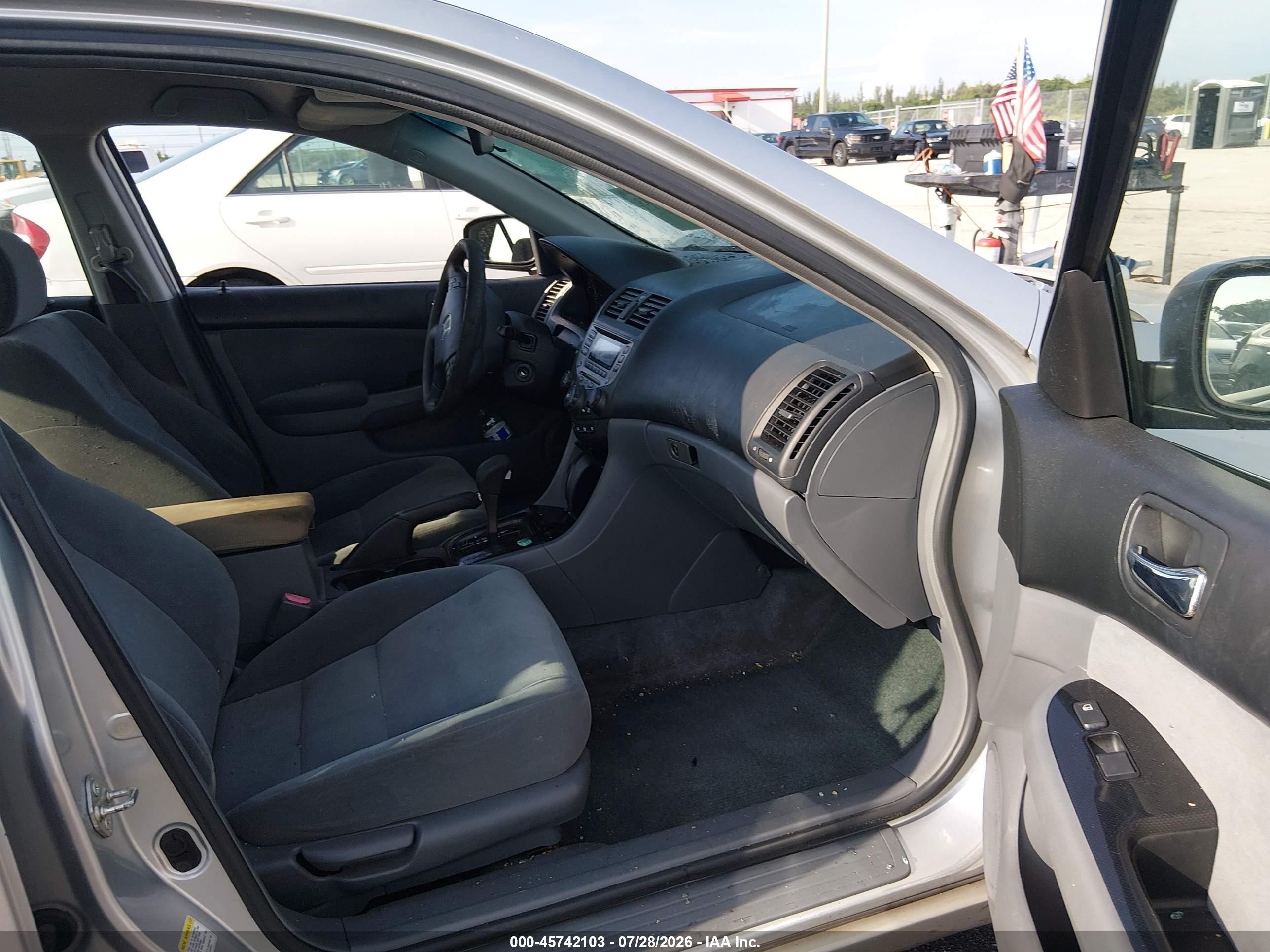 2006 Honda Accord 2.4 Se Silver vin: 1HGCM56376A076061