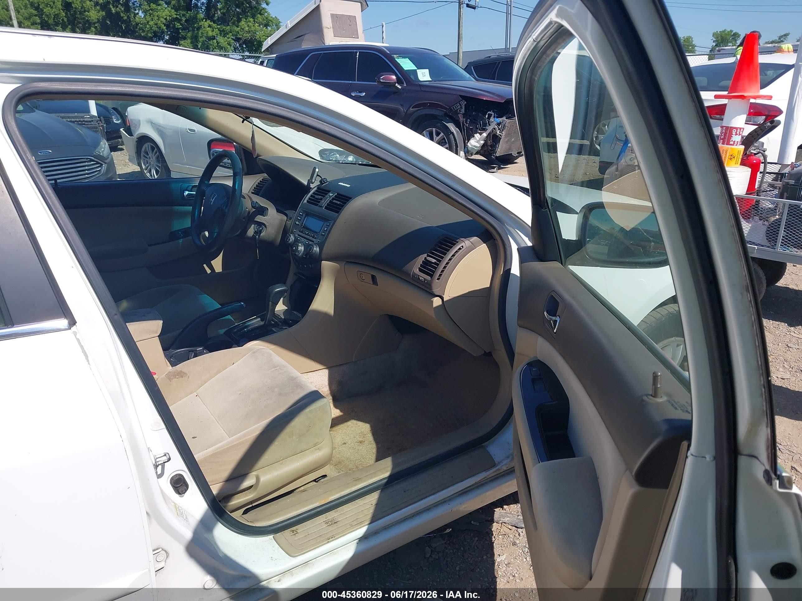 2007 Honda Accord 2.4 Se White vin: 1HGCM56377A017495