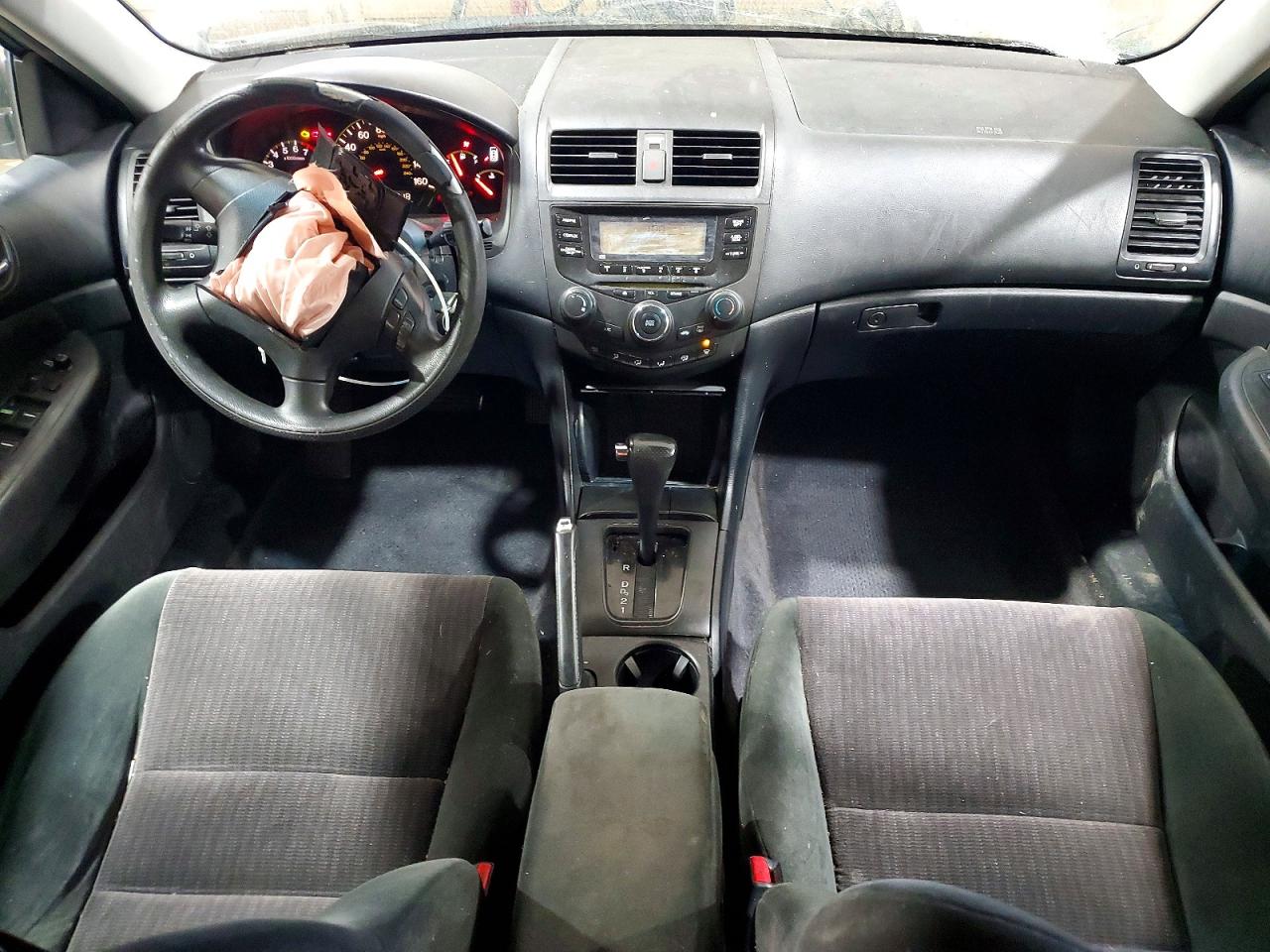 2004 Honda Accord Lx Silver vin: 1HGCM56384A105578