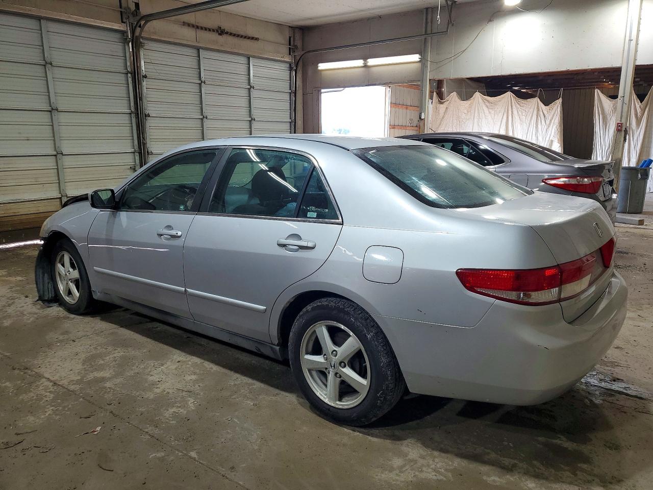 2004 Honda Accord Lx Silver vin: 1HGCM56384A105578