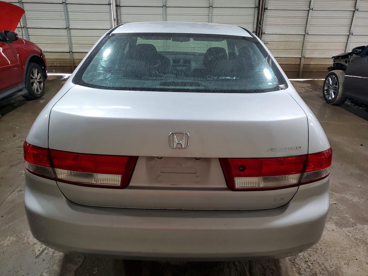 2004 Honda Accord Lx Silver vin: 1HGCM56384A105578