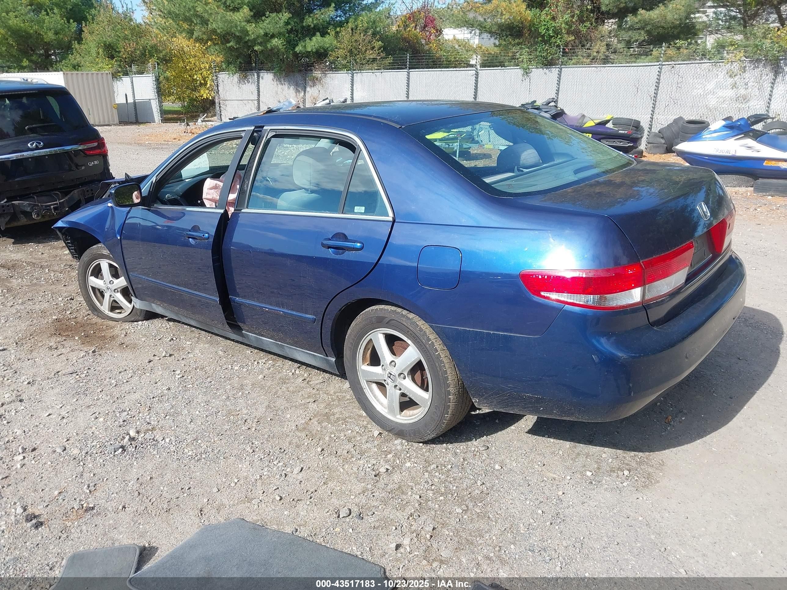 2004 Honda Accord 2.4 Lx Blue vin: 1HGCM56384A170611