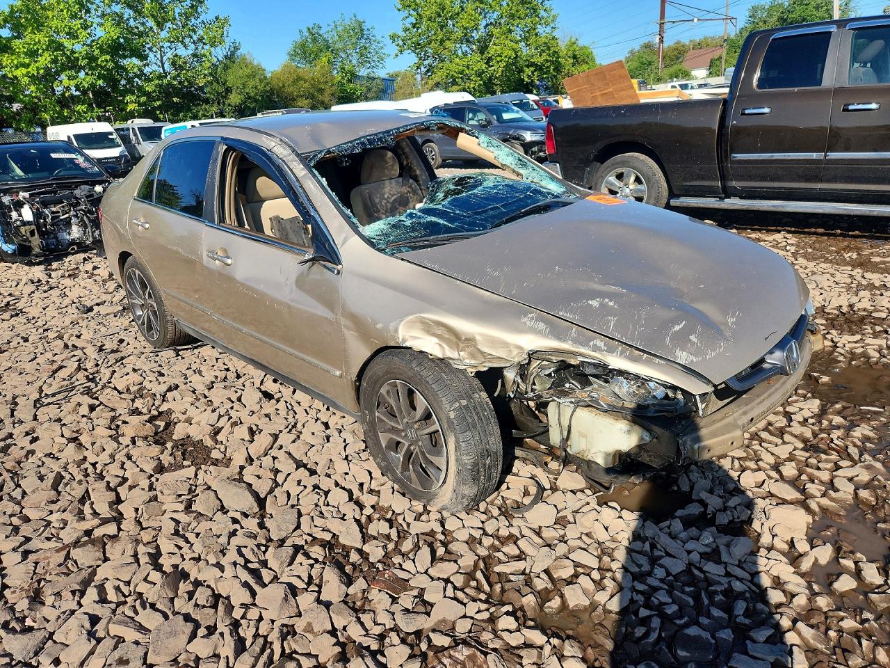 2004 Honda Accord Lx Tan vin: 1HGCM56384A177512