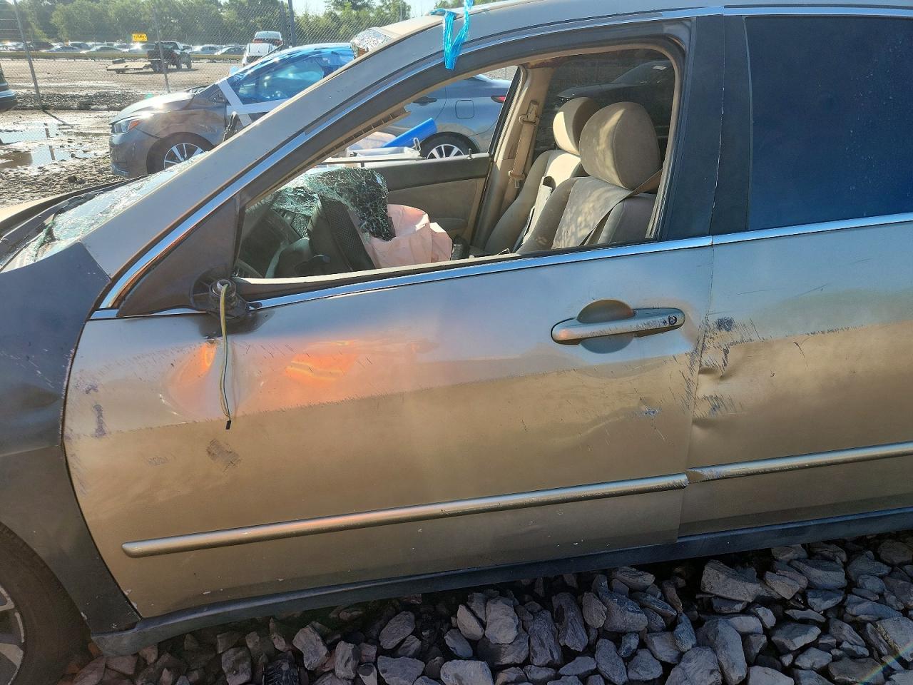 2004 Honda Accord Lx Tan vin: 1HGCM56384A177512