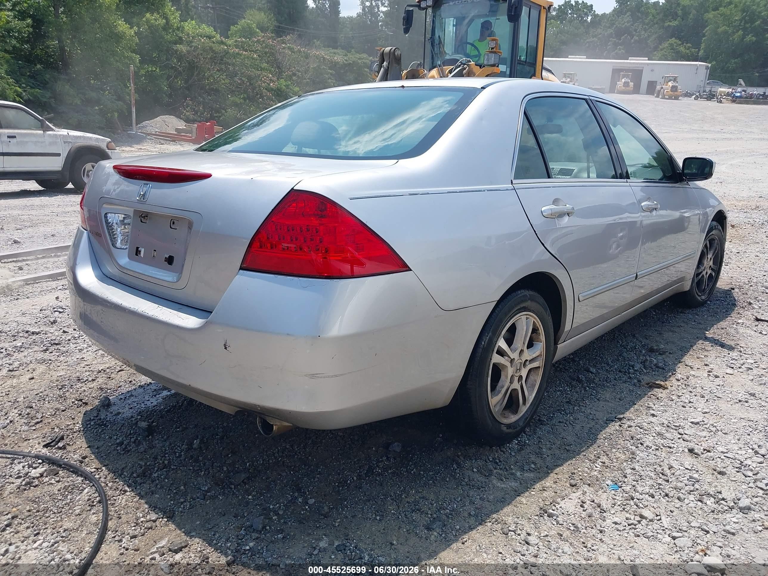 2006 Honda Accord 2.4 Se Серебряный vin: 1HGCM56386A061990