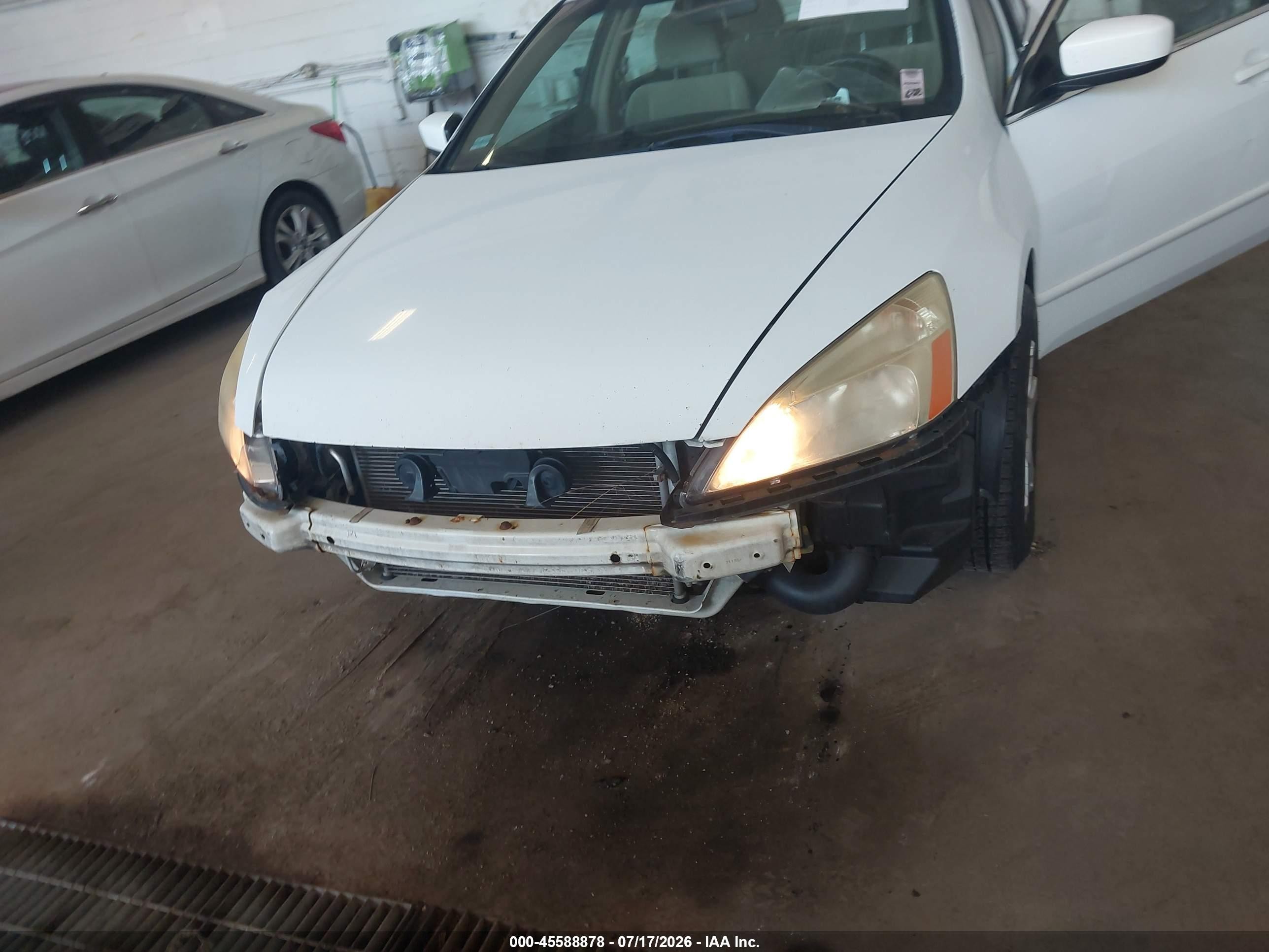 2007 Honda Accord 2.4 Se White vin: 1HGCM56387A013679