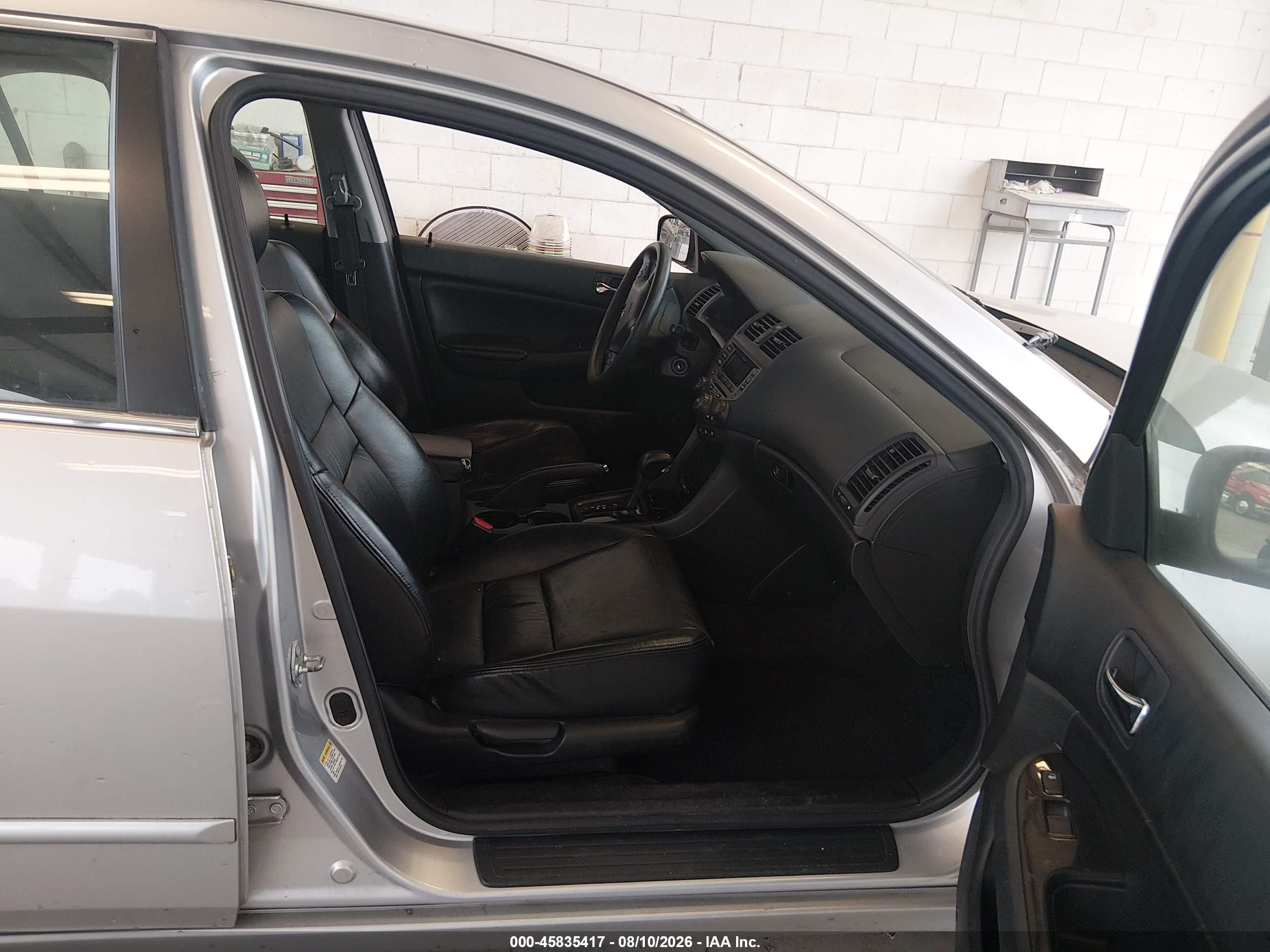 2007 Honda Accord 2.4 Se Silver vin: 1HGCM56387A017540