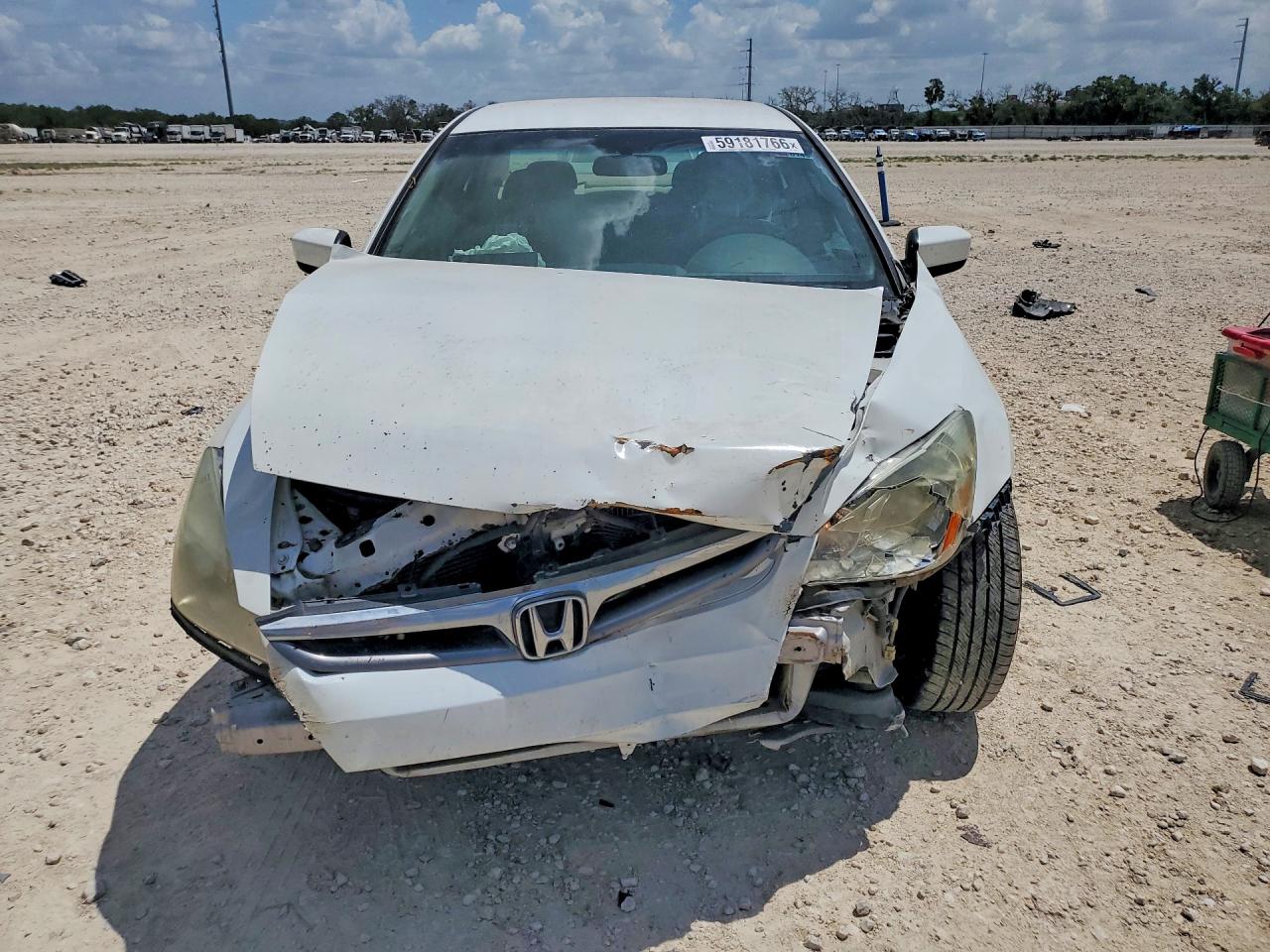 2007 Honda Accord White vin: 1HGCM56387A120358