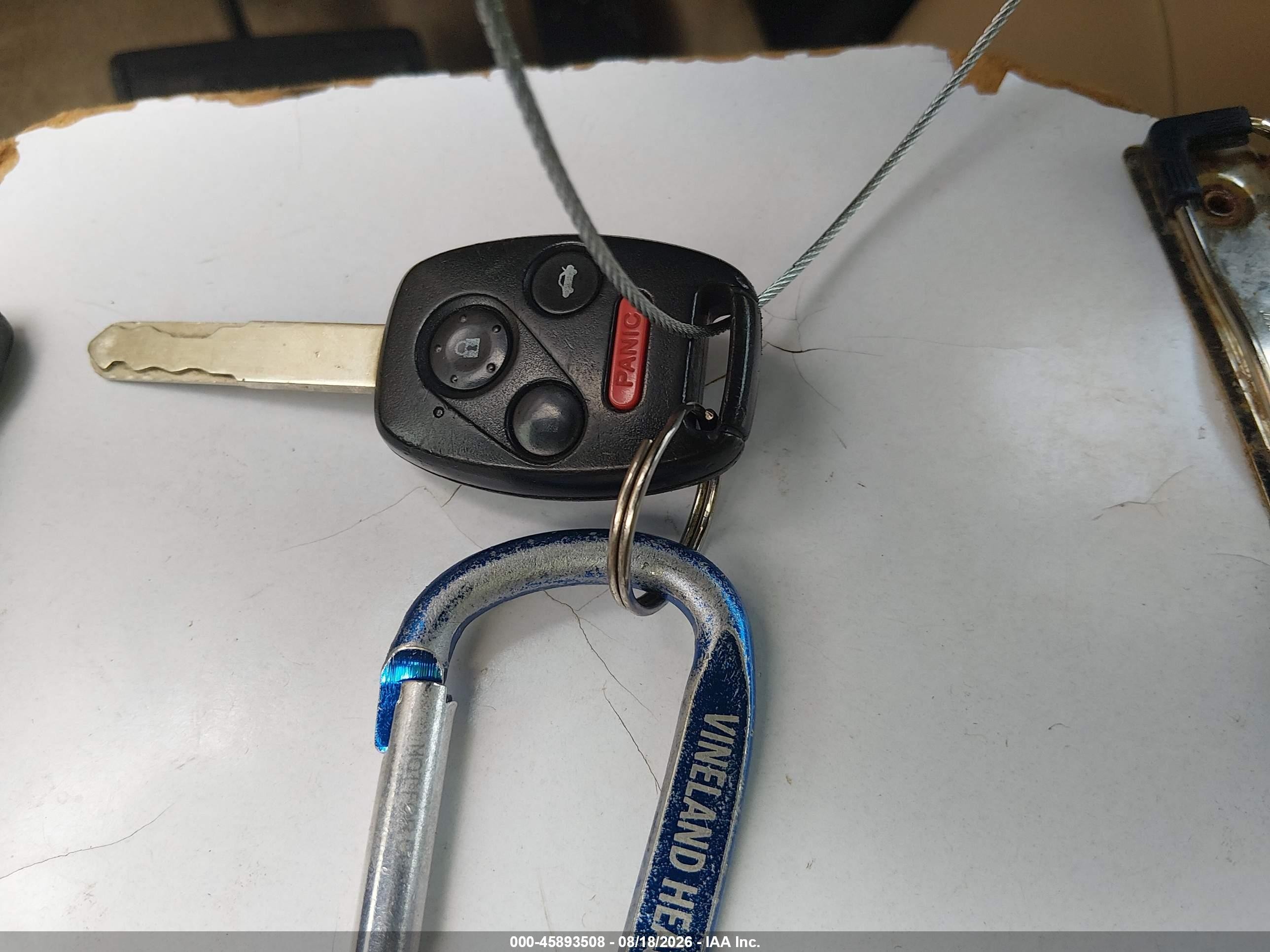 2003 Honda Accord 2.4 Lx Белый vin: 1HGCM56393A011708