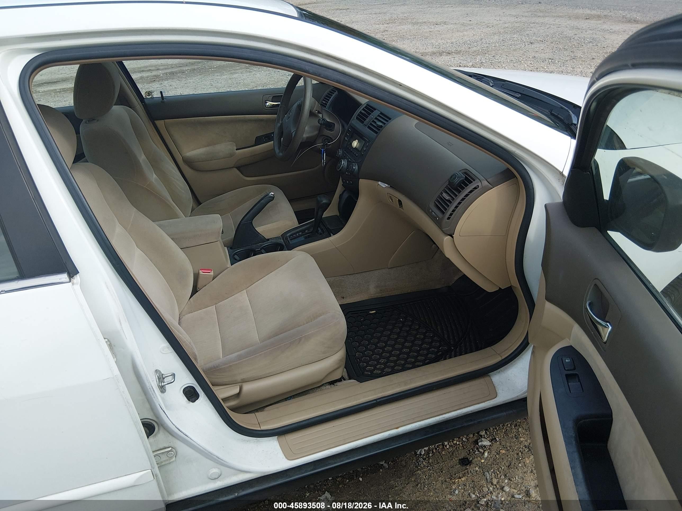 2003 Honda Accord 2.4 Lx Белый vin: 1HGCM56393A011708