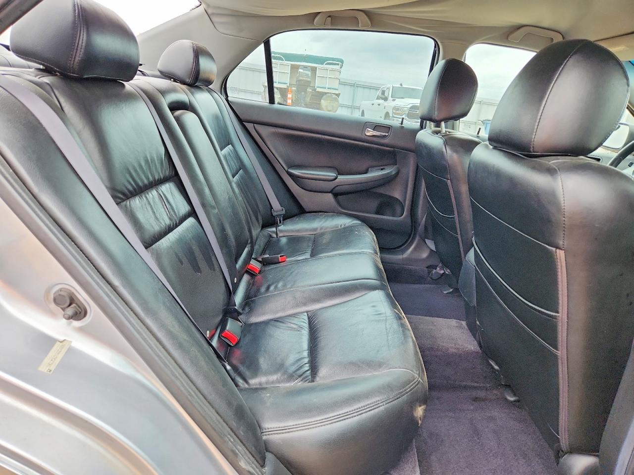 2003 Honda Accord Lx Silver vin: 1HGCM56393A054896