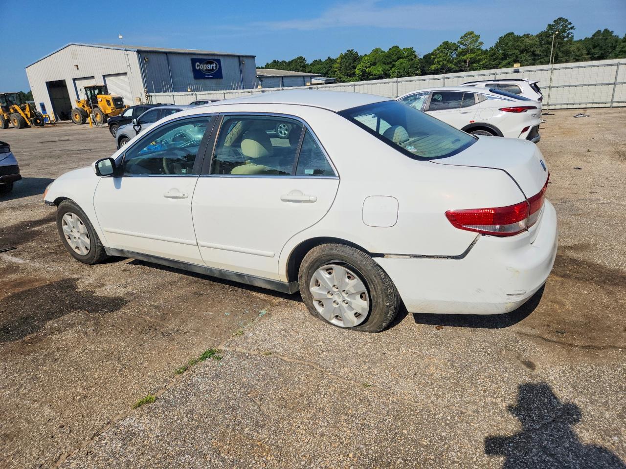 2004 Honda Accord Lx White vin: 1HGCM56394A024847